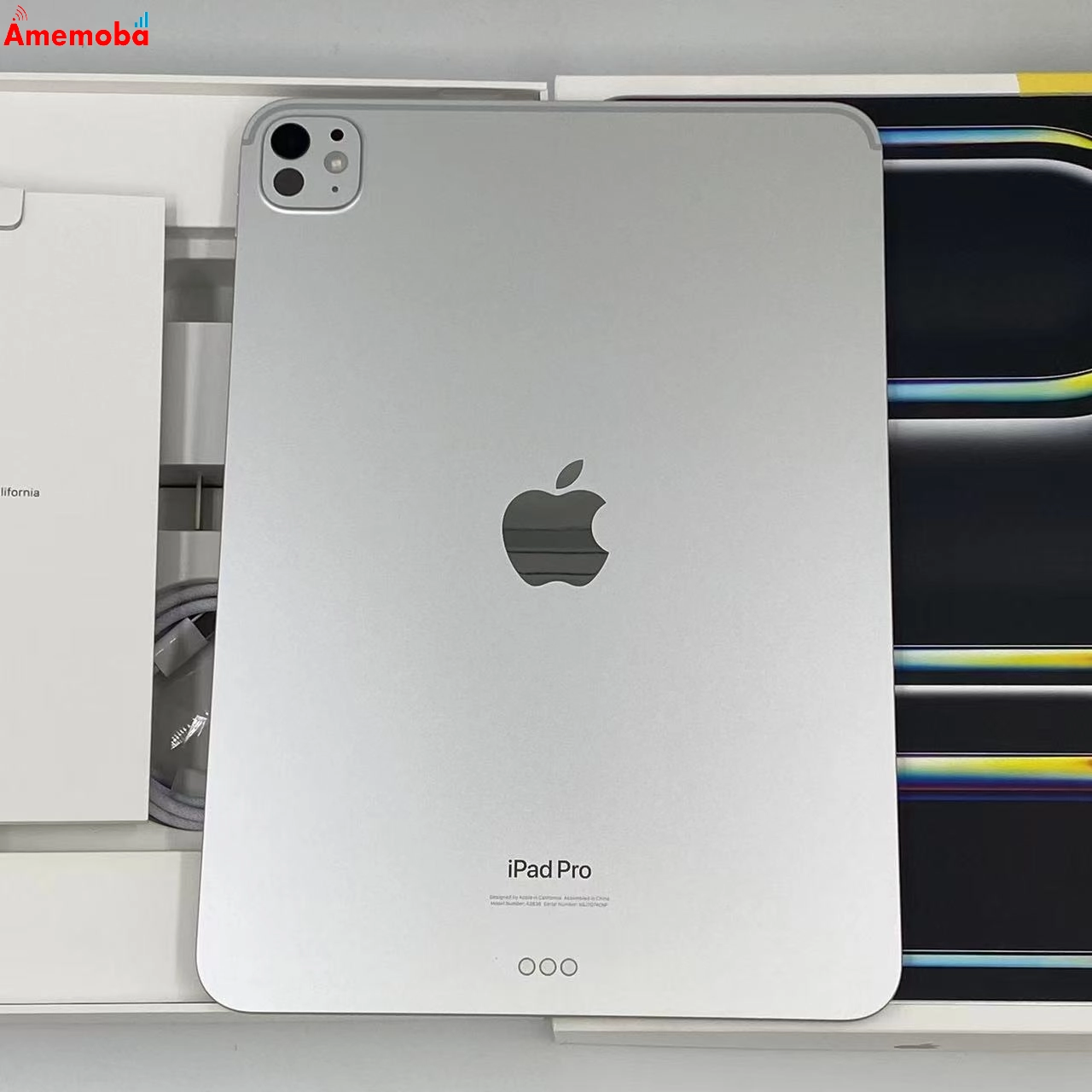 iPad Pro 11インチ 第5世代 Wi-Fiモデル 256GB MVV93J/A  シルバー 新品同様