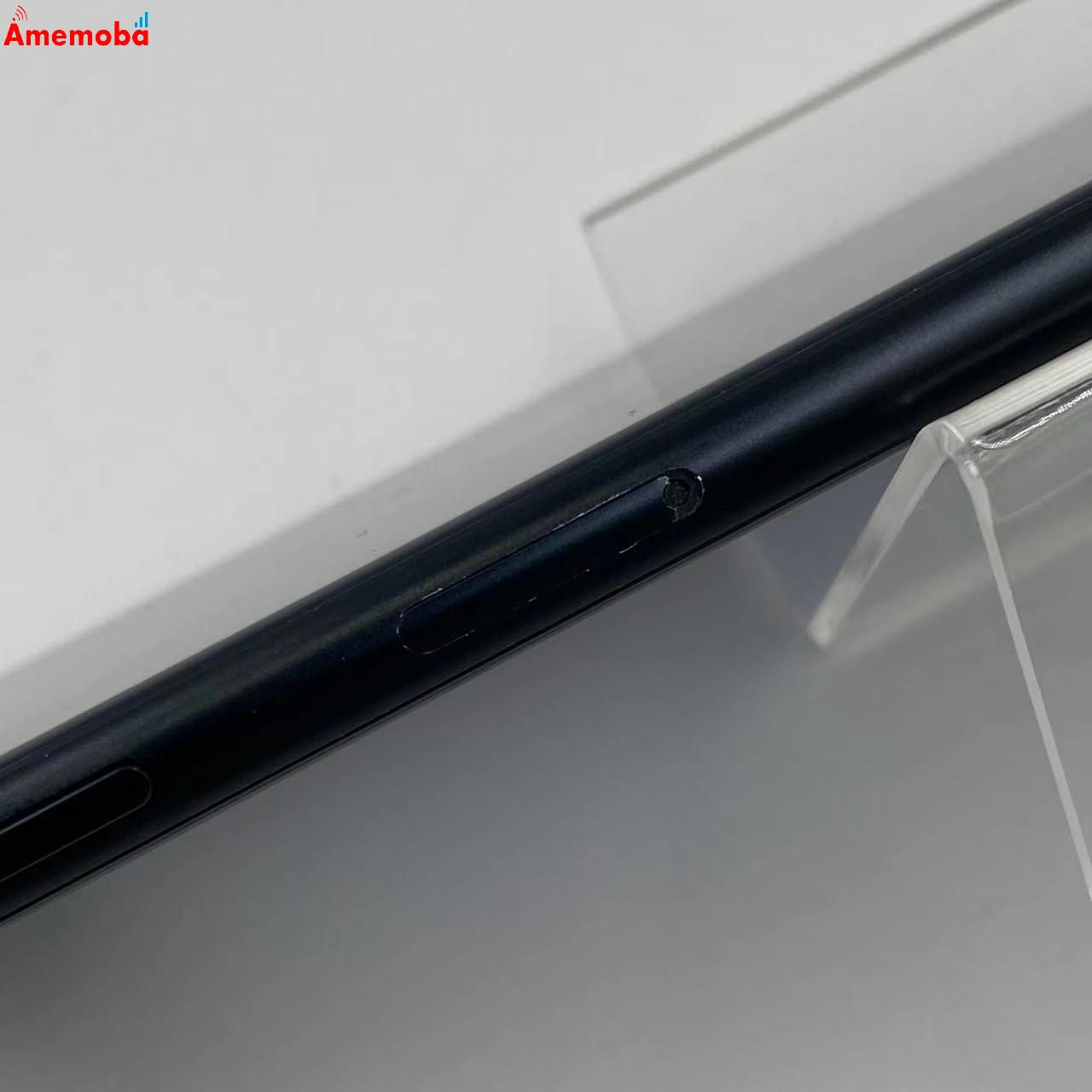 iPhoneSE 第3世代 64GB MMYC3J/A docomo版SIMフリー  ミッドナイト