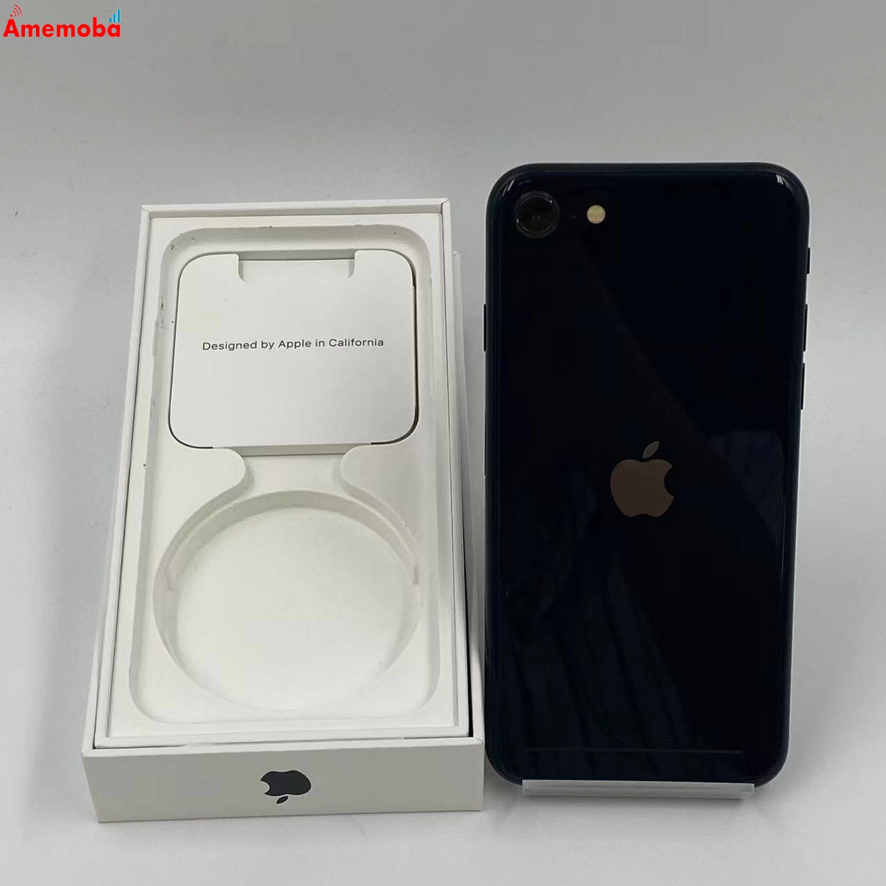 iPhoneSE 第3世代 64GB MMYC3J/A docomo版SIMフリー  ミッドナイト