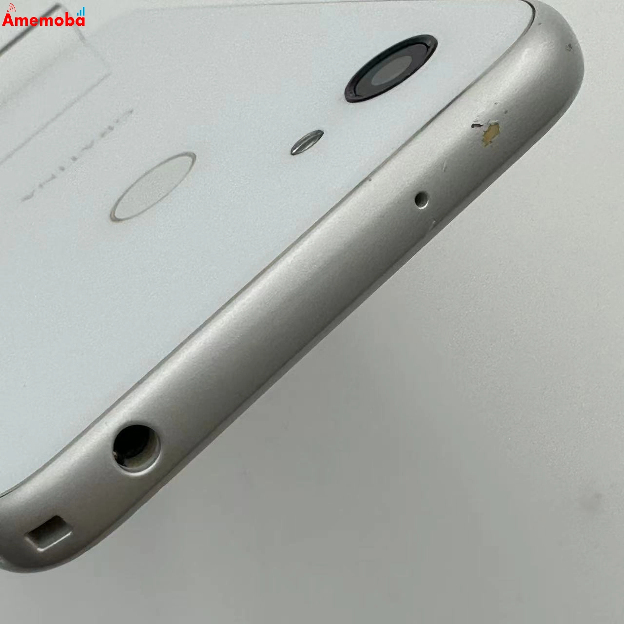 GRATINA KYV48 32GB ホワイト AU版SIMフリー au