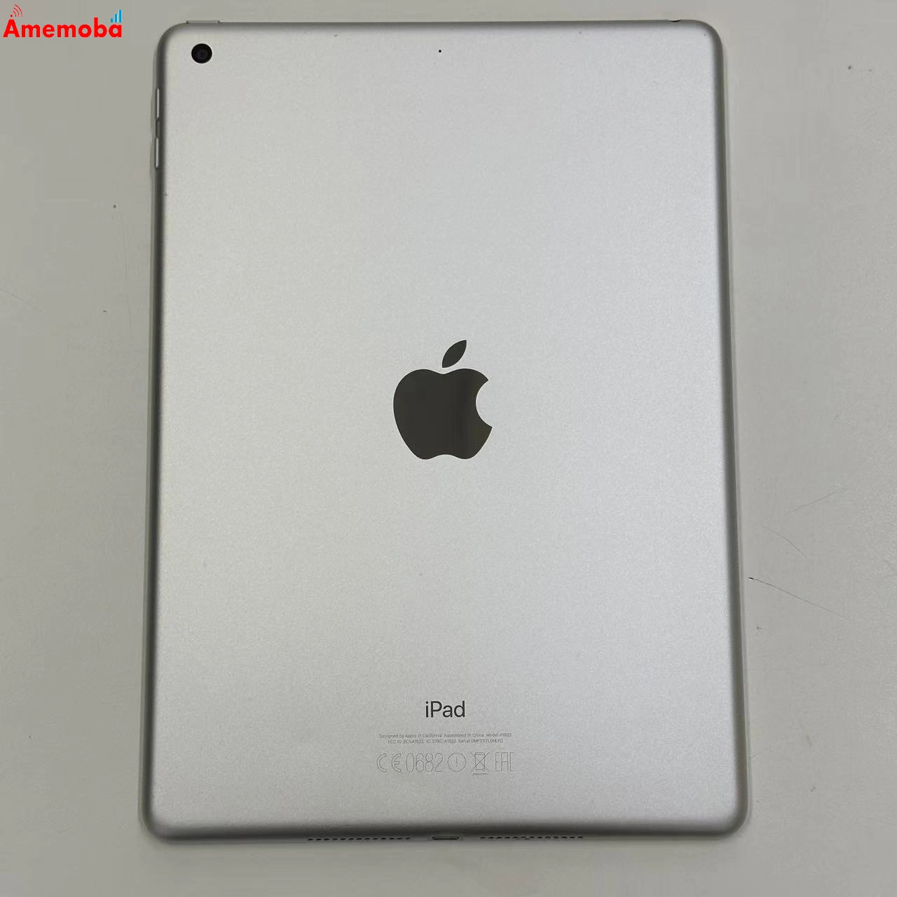 iPad 第5世代 Wi-Fiモデル 32GB シルバー MP2G2ZP/A