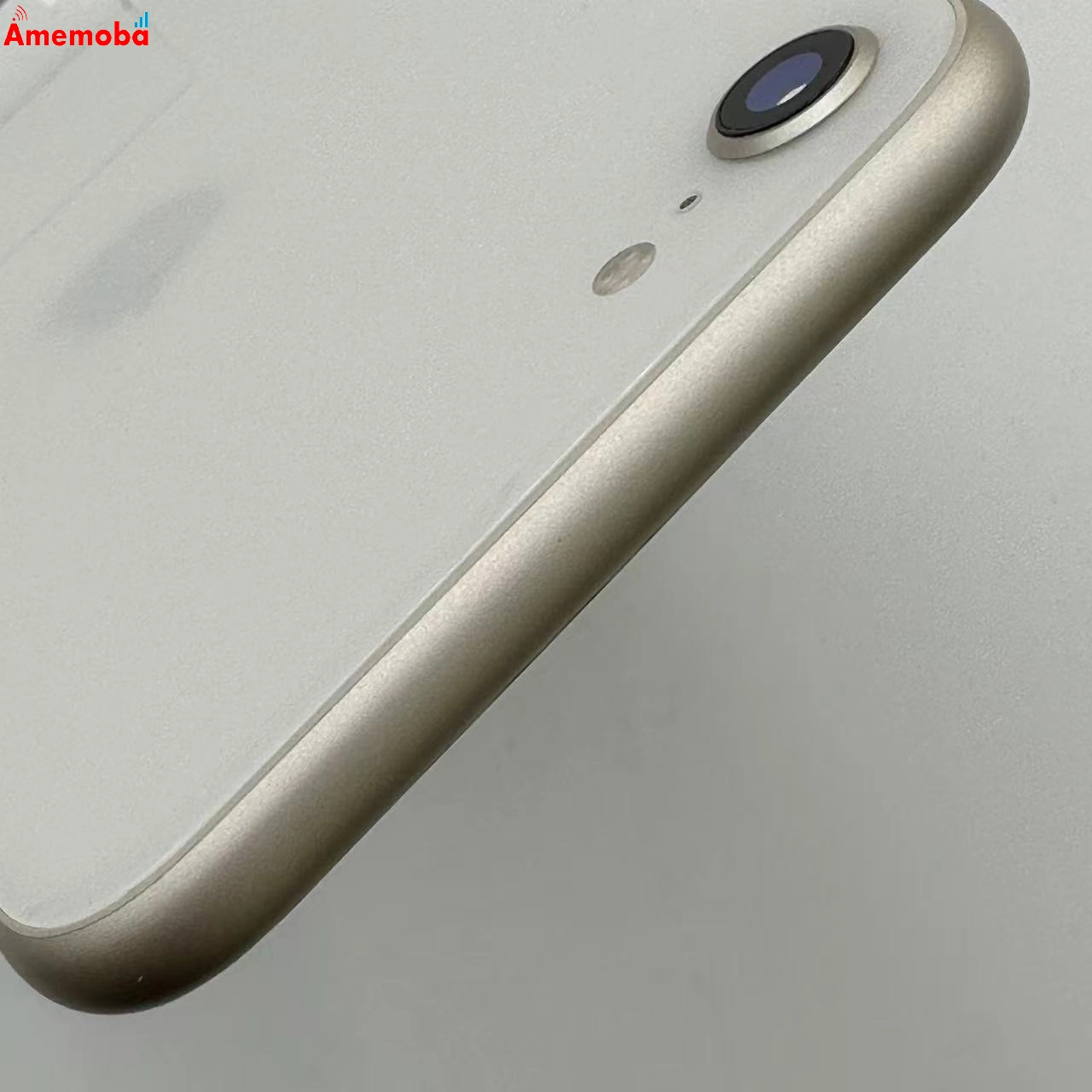 iPhoneSE 第3世代 64GB スターライト MMYD3J/A SIMフリー 美品