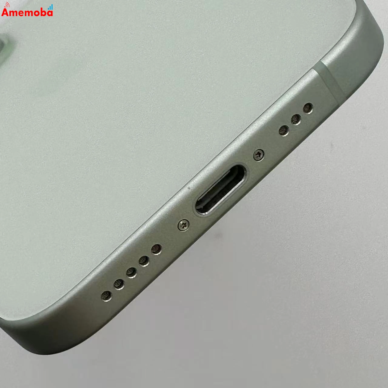 iPhone15 256GB グリーン MTMT3J/A Apple版SIMフリー 美品