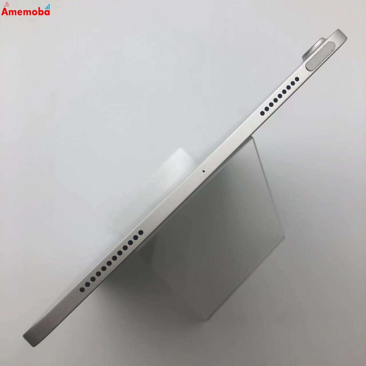 iPad Air 第4世代 Wi-Fiモデル 256GB シルバー NYFW2J/A