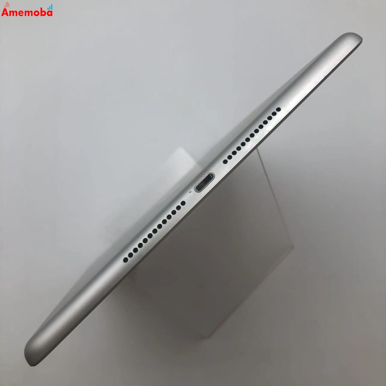 iPad 第6世代 32GB シルバー MR6P2J/A docomo版SIMフリー