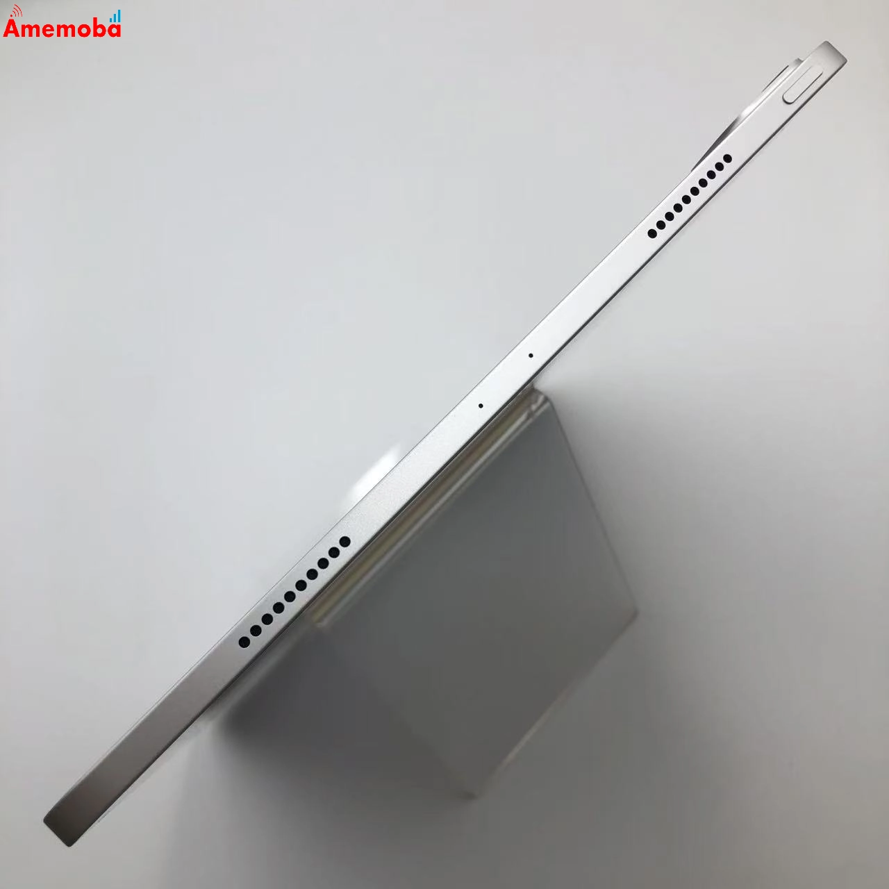 iPad Pro 12.9インチ 第6世代 Wi-Fiモデル 128GB シルバー MNXQ3J/A 新品同様