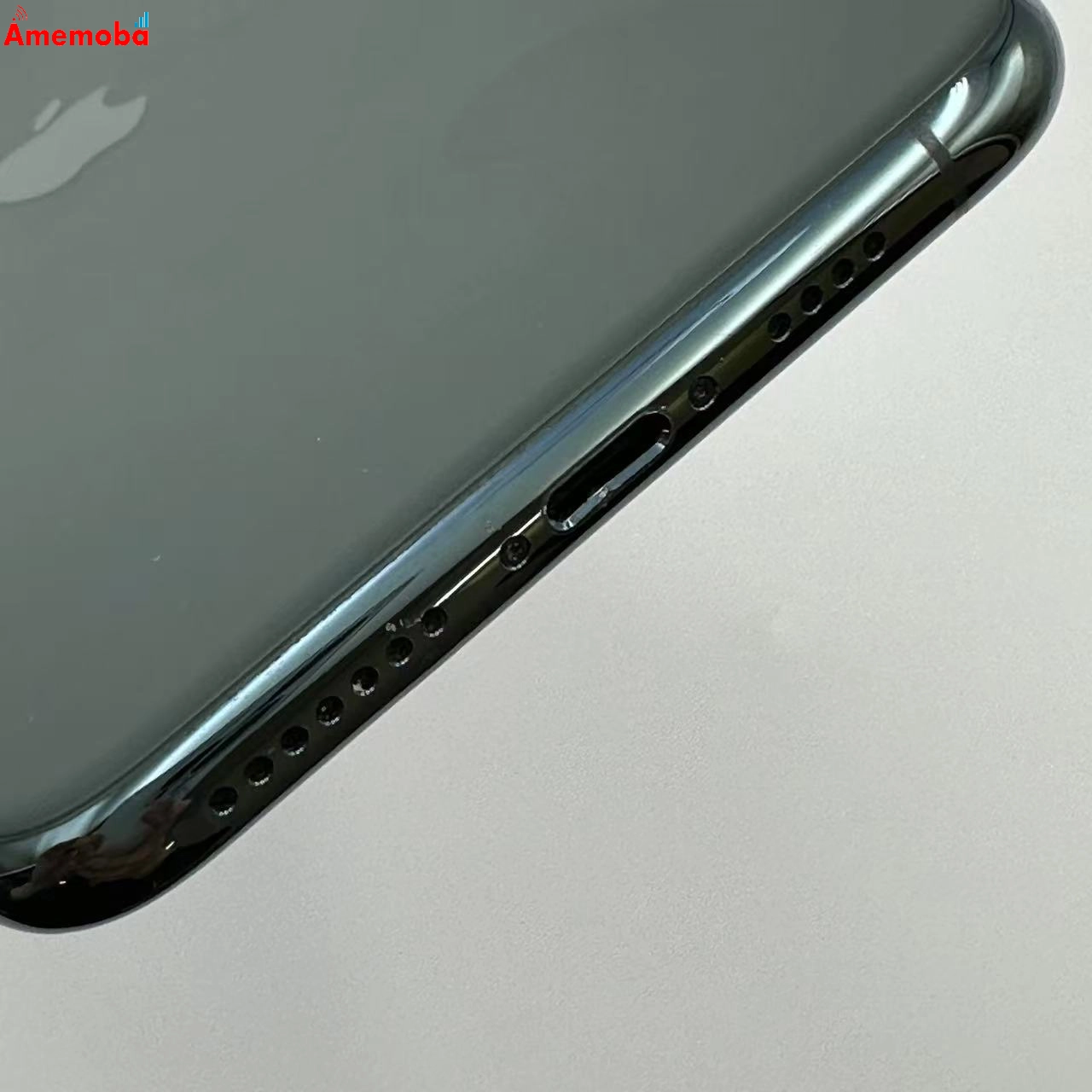 iPhone11 Pro Max 64GB ミッドナイトグリーン MWHH2J/A docomo版SIMフリー