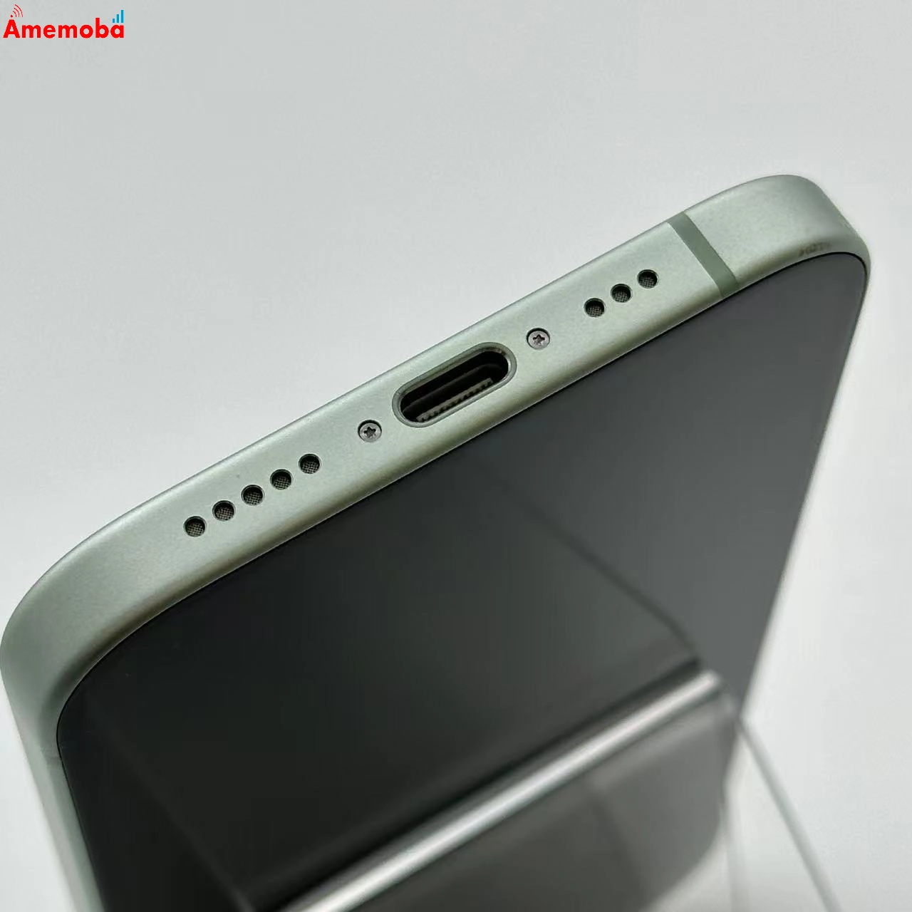 iPhone15 256GB グリーン MTMT3J/A docomo版SIMフリー 美品