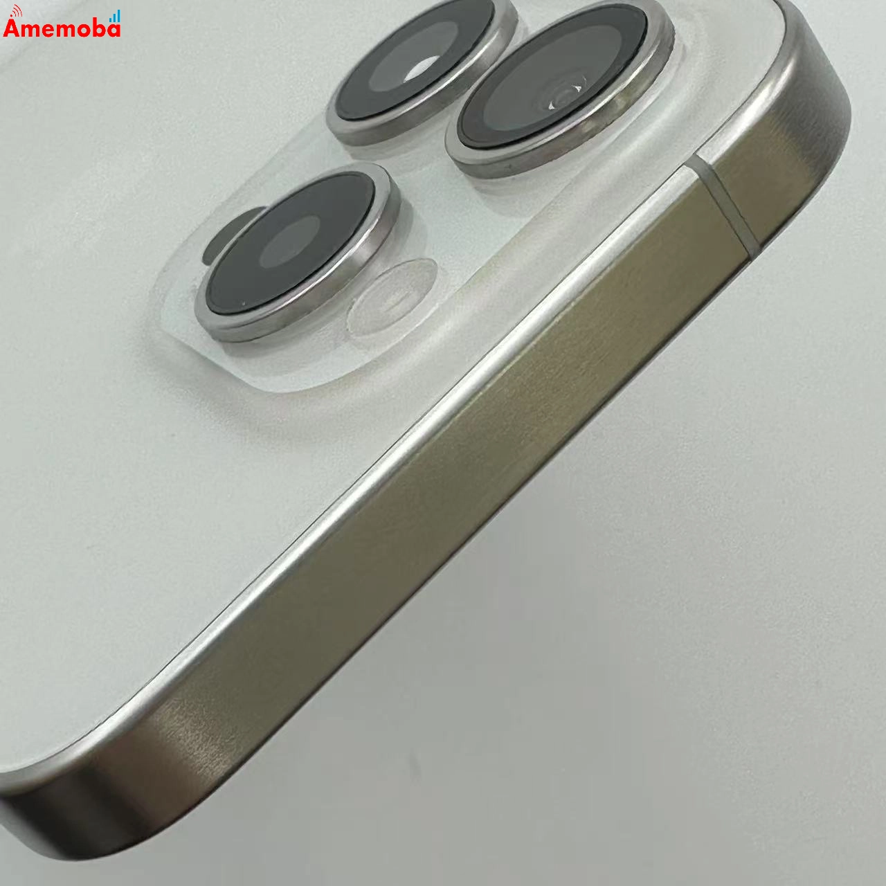 iPhone15 Pro 1TB ホワイトチタニウム MTUR3J/A Apple版SIMフリー