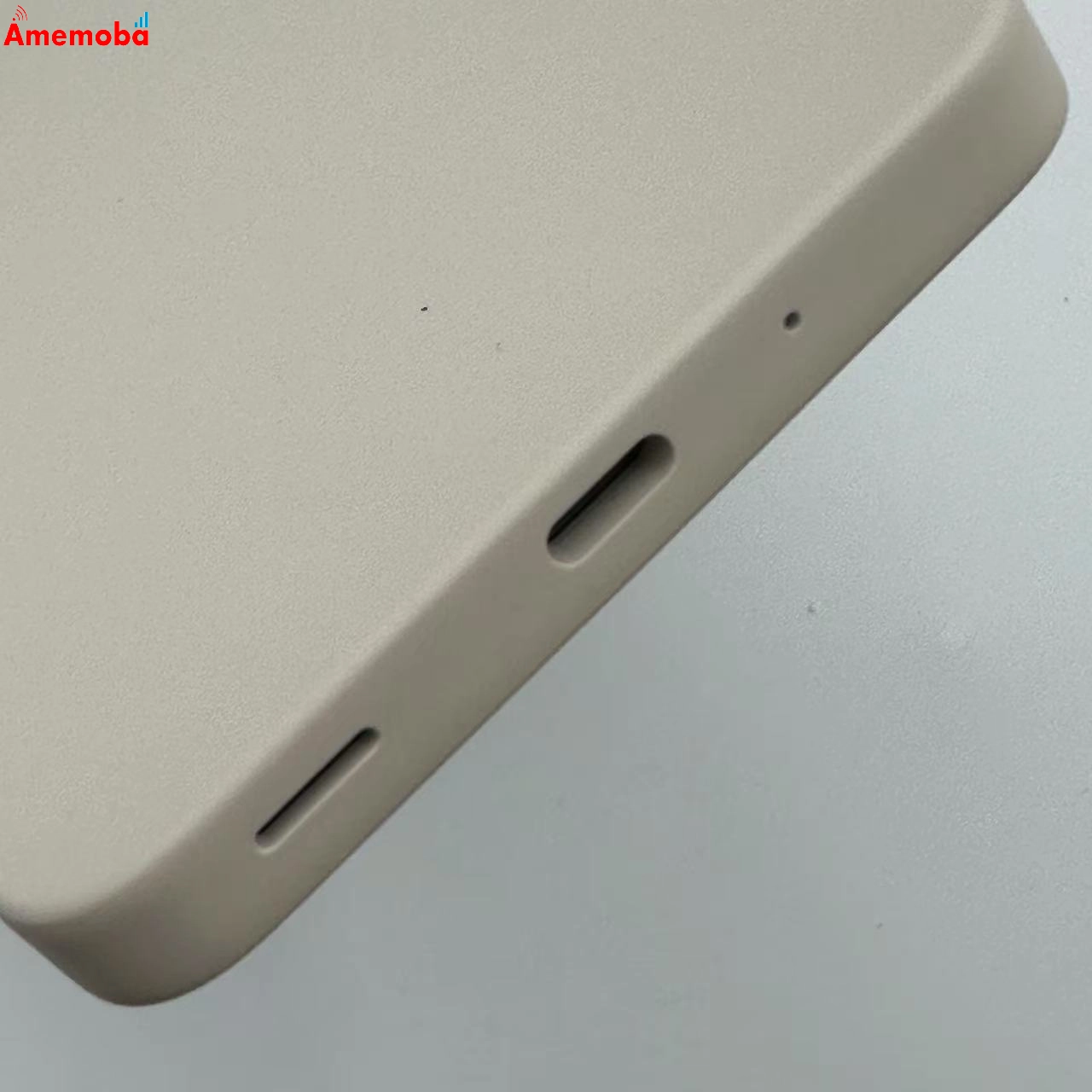 AQUOS wish4 4GB/64GB ホワイト SH-52E docomo版SIMフリー