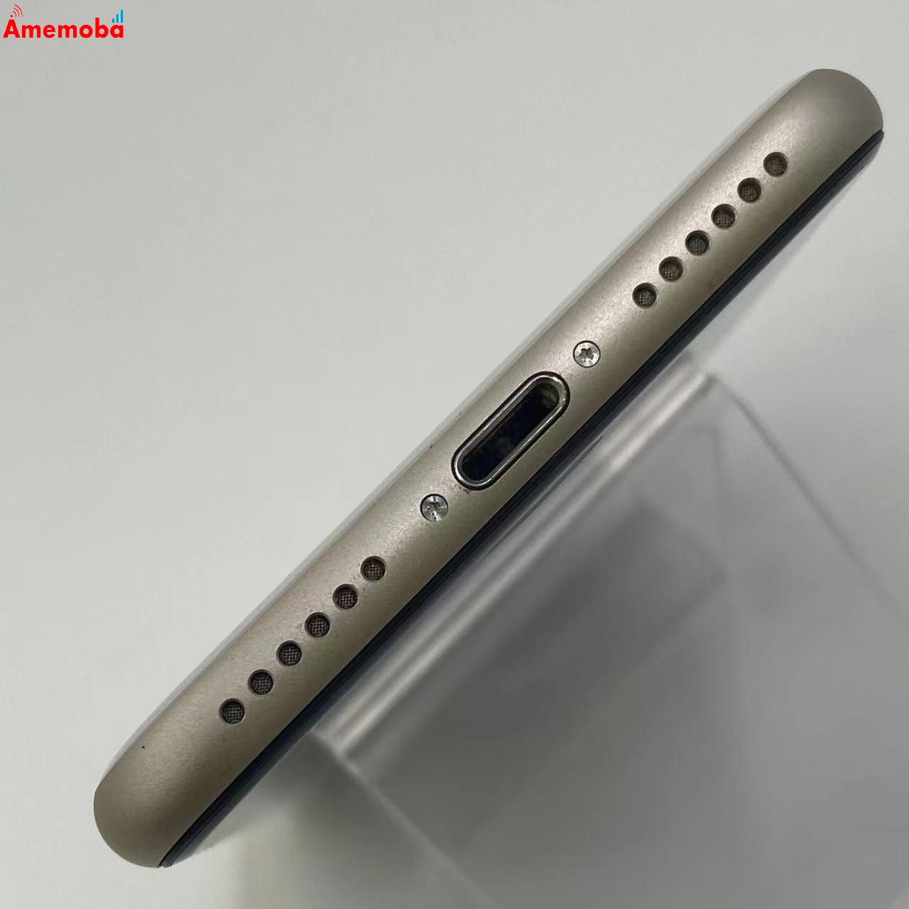 iPhoneSE 第3世代 128GB スターライト MMYG3J/A Apple版SIMフリー 極美品