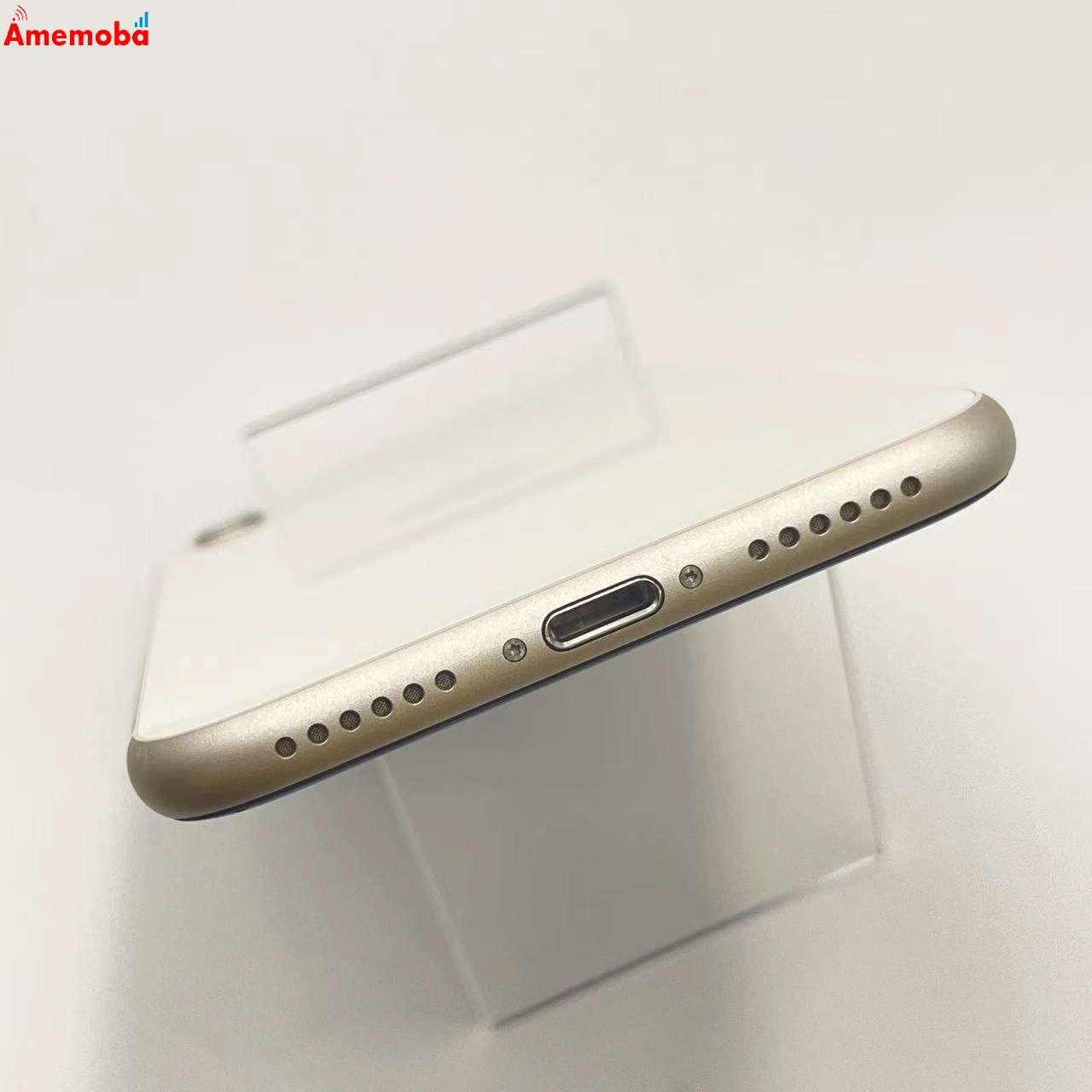 iPhoneSE 第3世代 64GB スターライト MMYD3J/A AU版SIMフリー