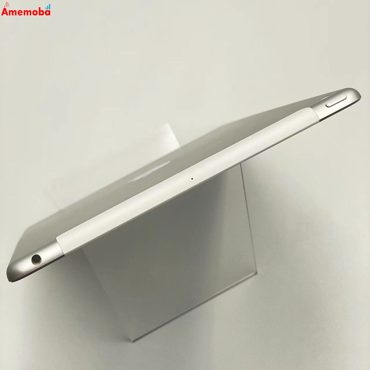 iPad 第7世代 32GB シルバー MW6C2J/A SoftBank版SIMフリー 美品