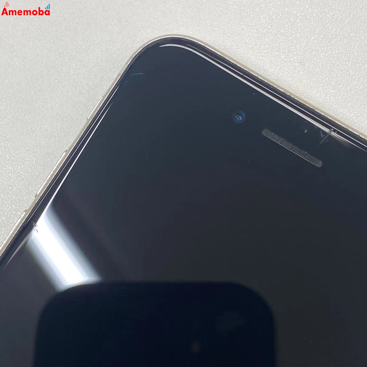 iPhoneSE 第3世代 64GB スターライト MMYD3J/A SoftBank版SIMフリー