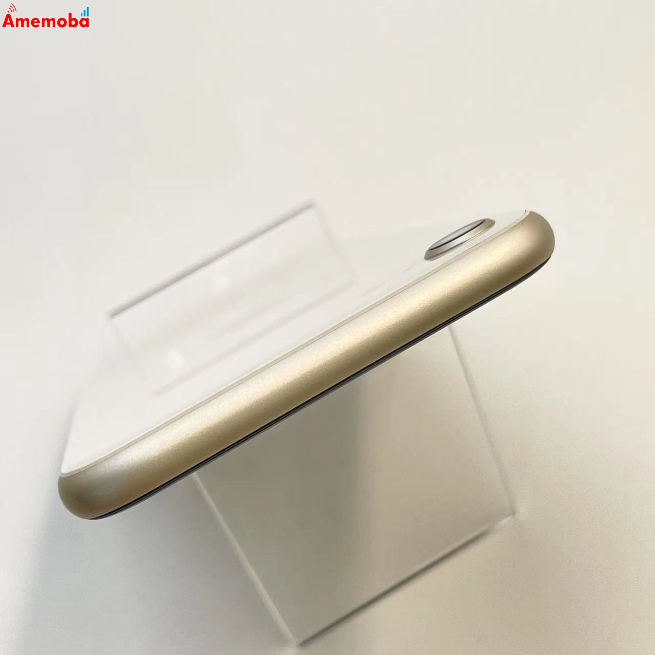 iPhoneSE 第3世代 64GB スターライト MMYD3J/A SoftBank版SIMフリー新品同様