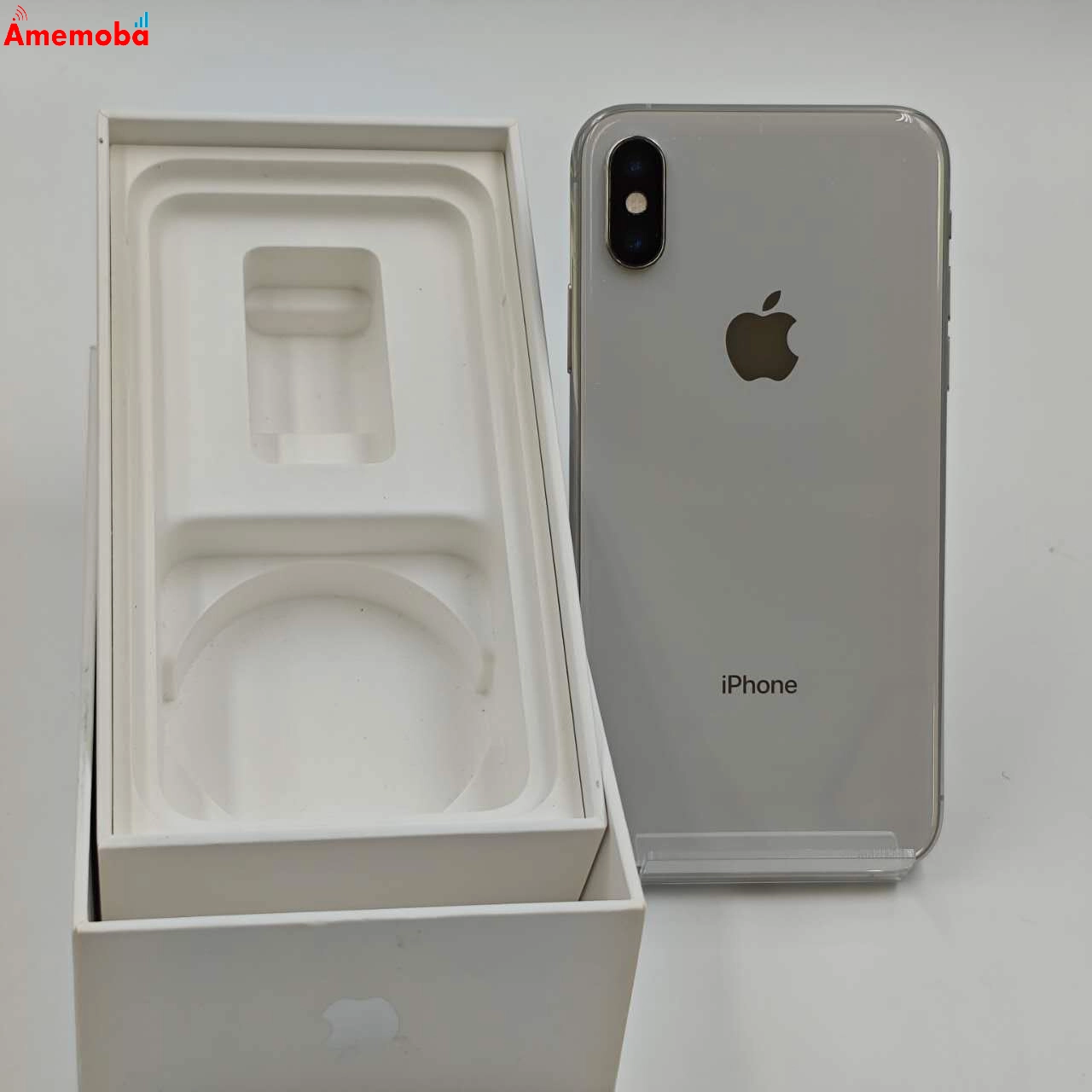 iPhoneXS 64GB シルバー MTAX2J/A  docomo版SIMフリー  美品