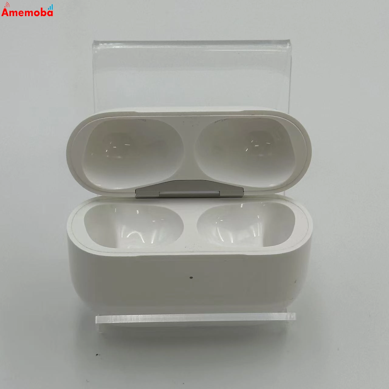 AirPods Pro 第2世代 MagSafe充電ケース USB-C ホワイト MTJV3J/A