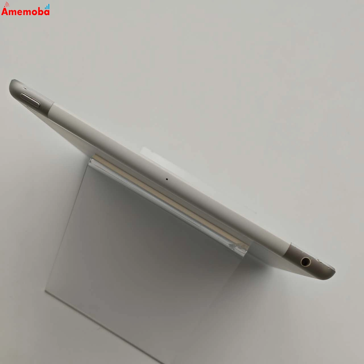 iPad 第6世代 Wi-Fi+Cellularモデル 32GB シルバー MR6P2J/A docomo版SIMフリー