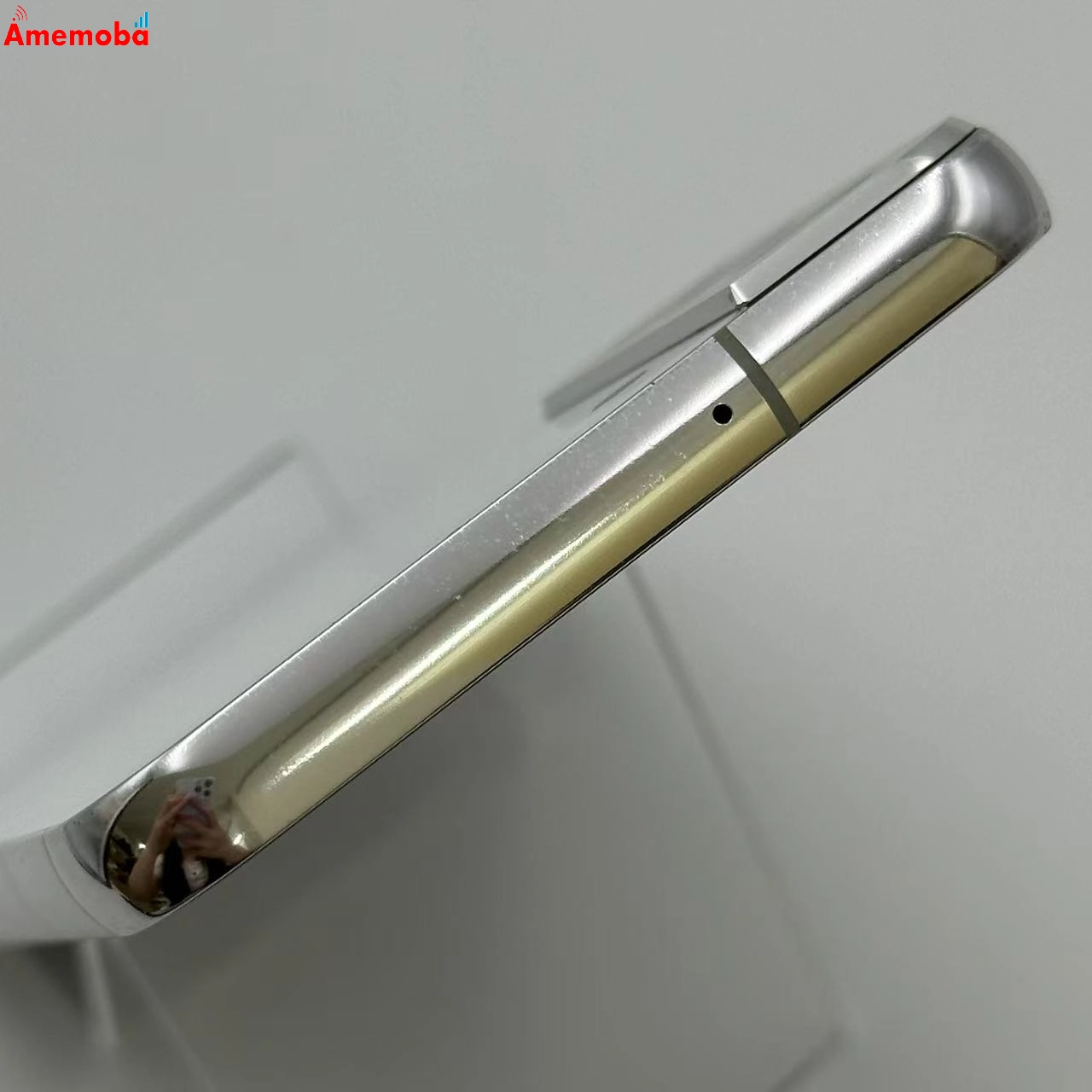 Galaxy S22 8GB/256GB ファントムホワイト SCG13 AU版SIMフリー