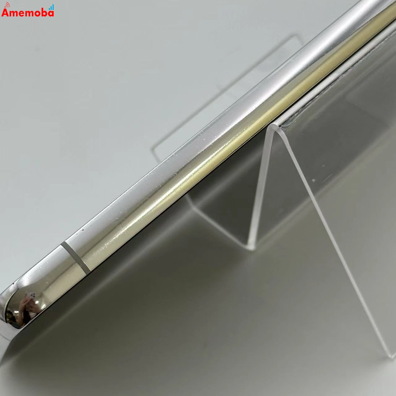 Galaxy S22 8GB/256GB ファントムホワイト SCG13 AU版SIMフリー