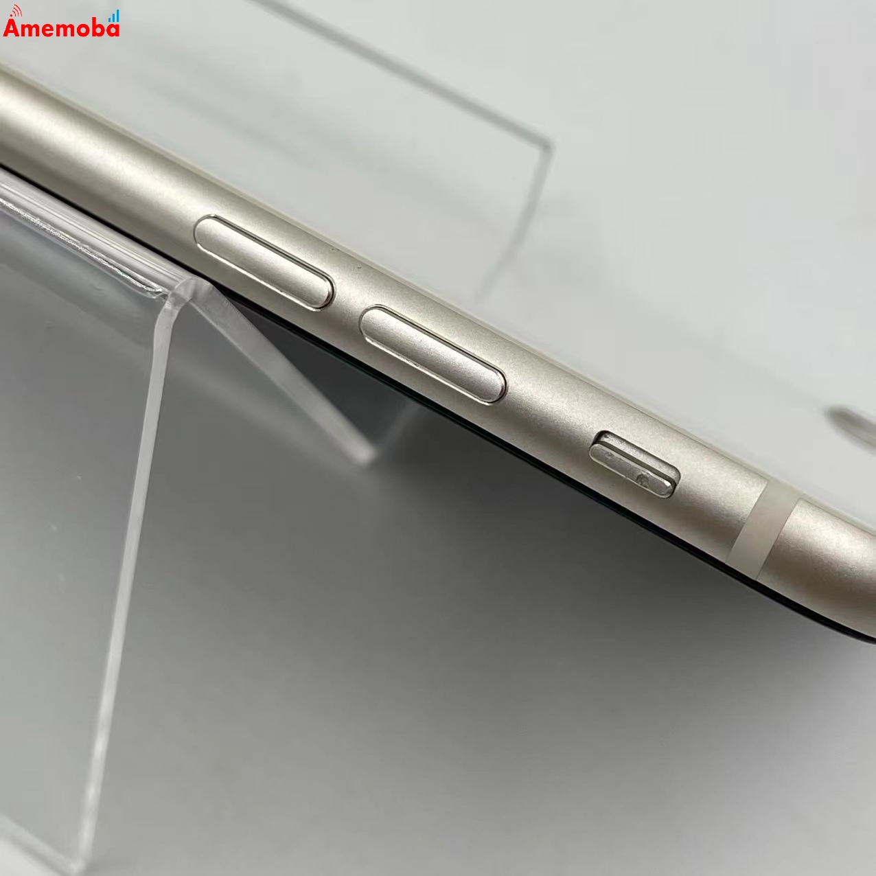 iPhoneSE 第3世代 64GB スターライト MMYD3J/A SoftBank版SIMフリー