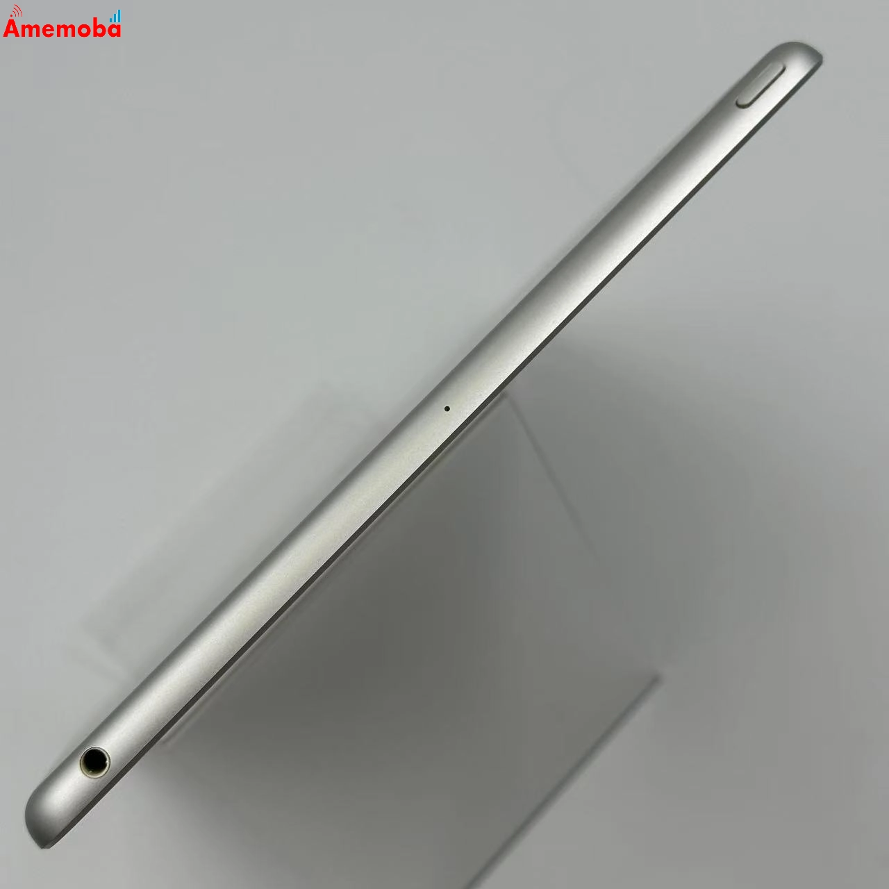 iPad 第8世代 Wi-Fiモデル 32GB シルバー MYLA2J/A 美品