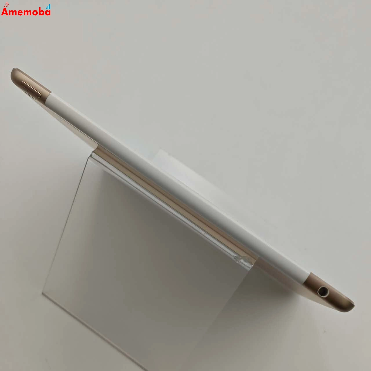 iPad Air 第2世代 Wi-Fi+Cellularモデル 32GB ゴールド MNVR2J/A docomo版 美品