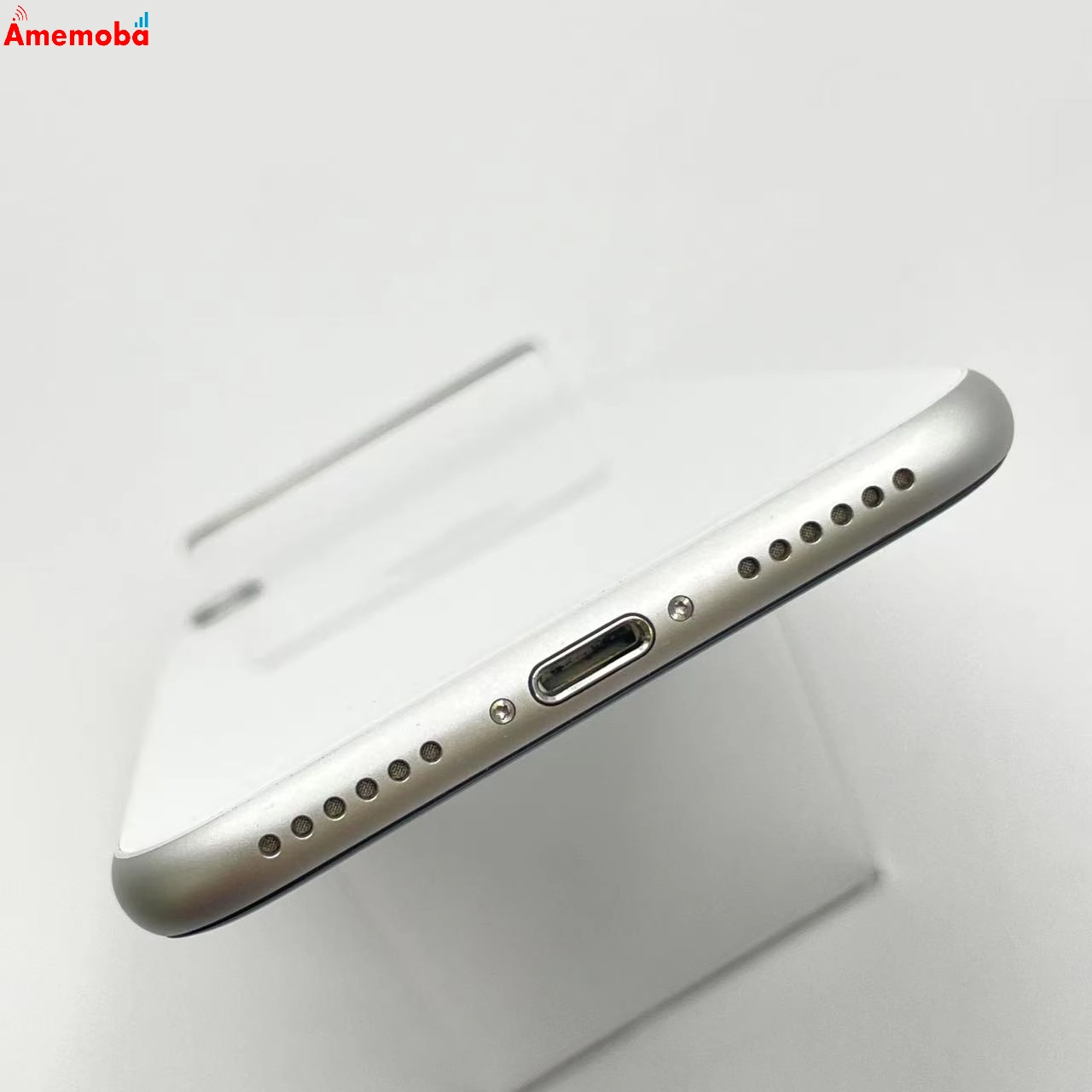 iPhoneSE 第2世代 256GB ホワイト MXVU2J/A SIMロック解除済 au