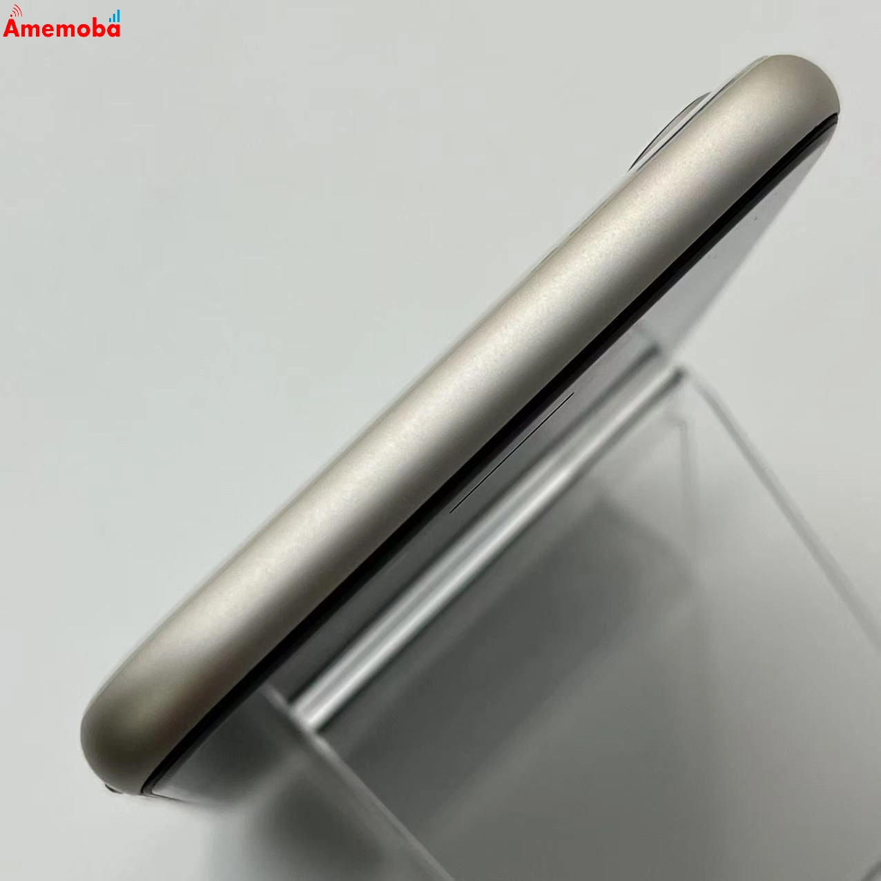 iPhoneSE 第3世代 64GB スターライト MMYD3J/A AU版SIMフリー