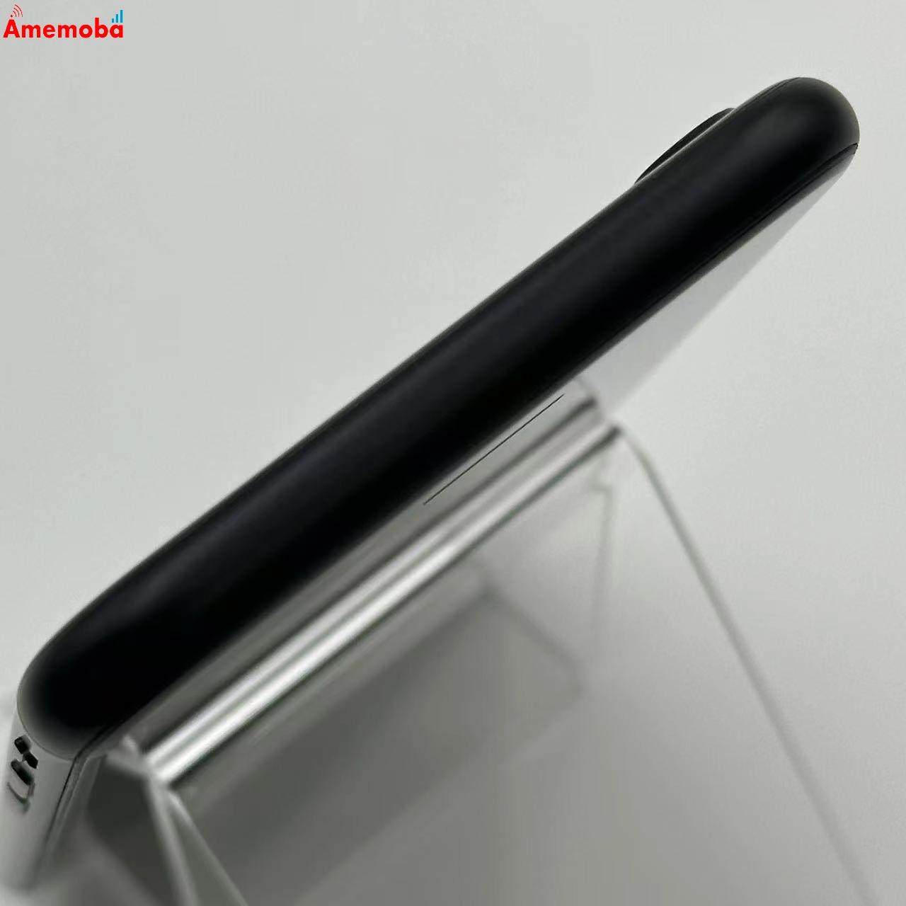 iPhoneSE 第2世代 64GB ブラック MX9R2J/A docomo版SIMフリー