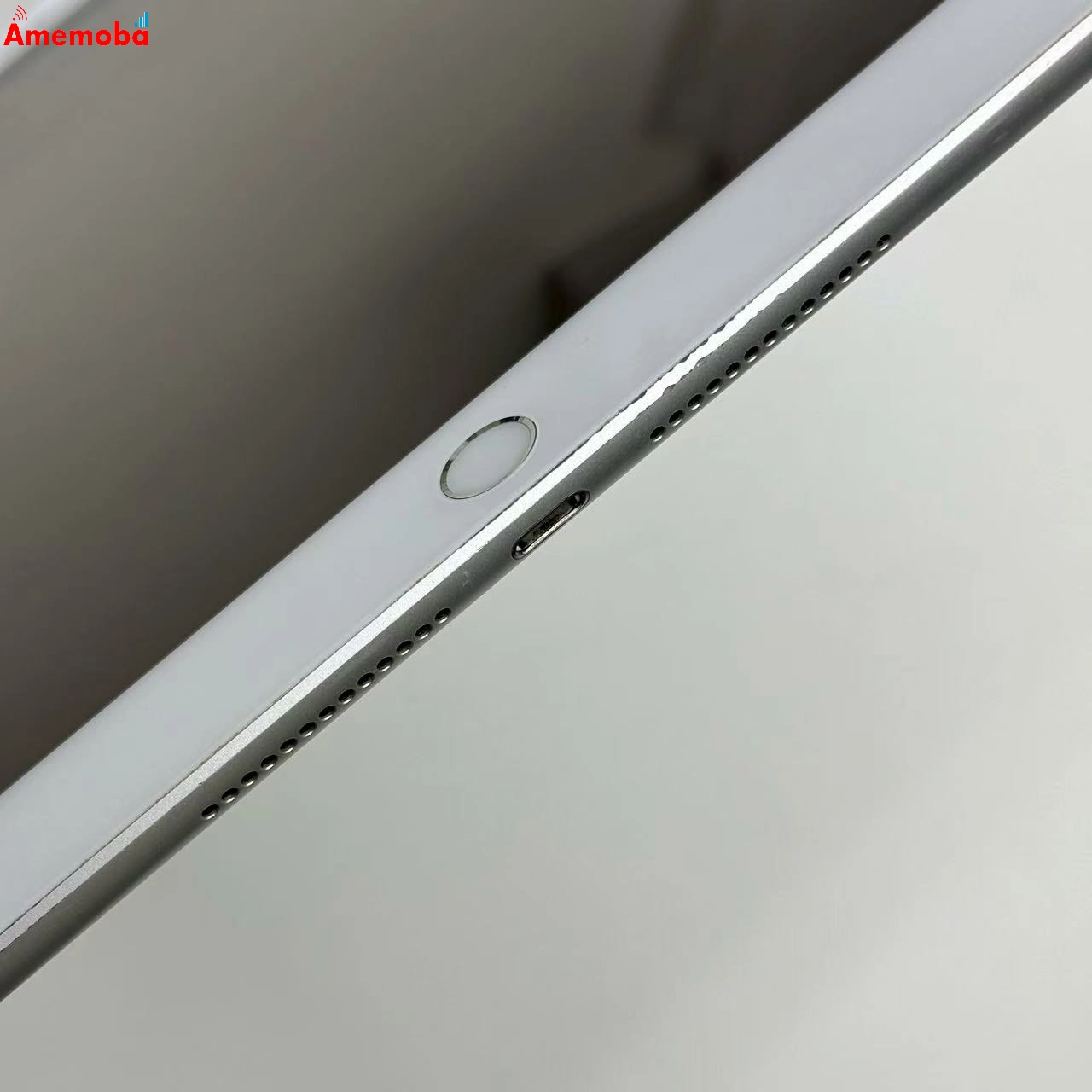 iPad 第7世代 Wi-Fiモデル 128GB シルバー MW782J/A