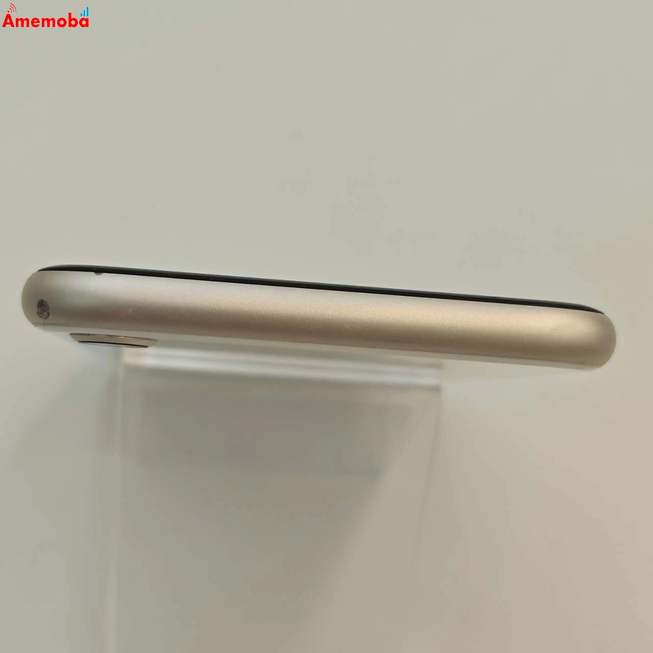 iPhoneSE 第3世代 64GB スターライト MMYD3J/A AU版SIMフリー