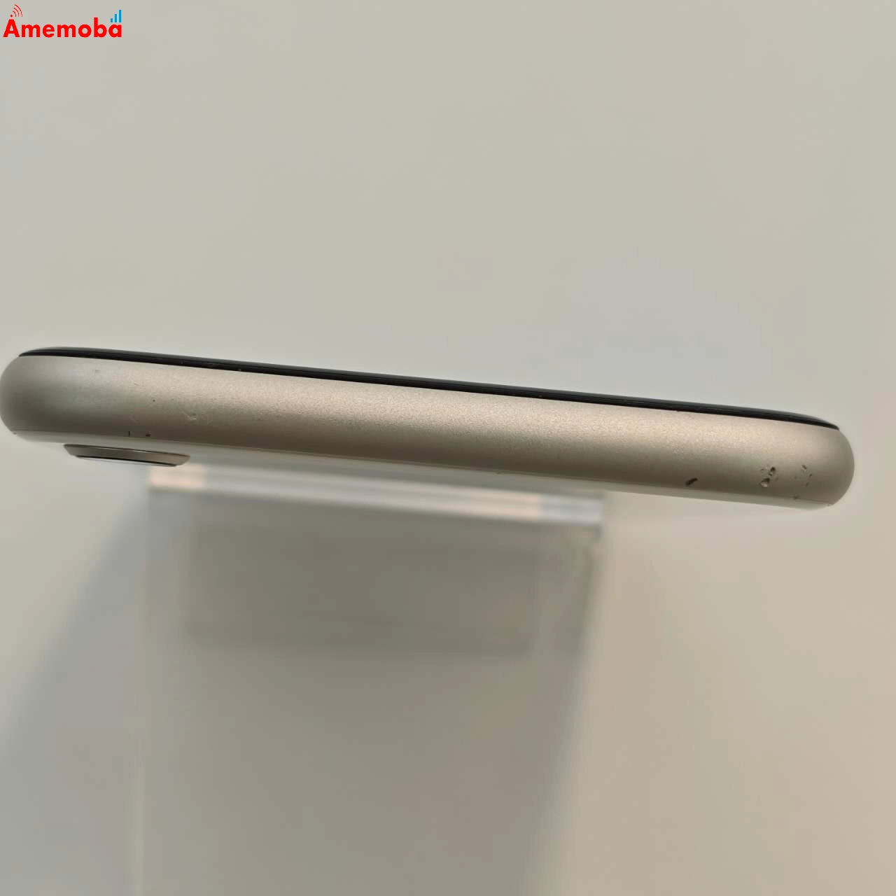 iPhoneSE 第3世代 64GB スターライト MMYD3J/A AU版SIMフリー