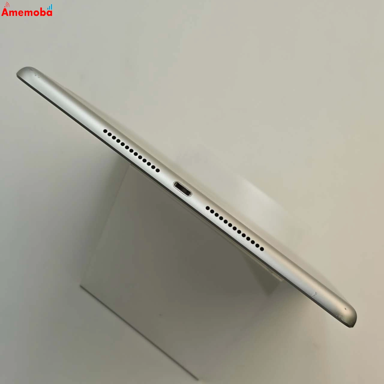 iPad 第8世代 Wi-Fiモデル 128GB シルバー MYLE2J/A