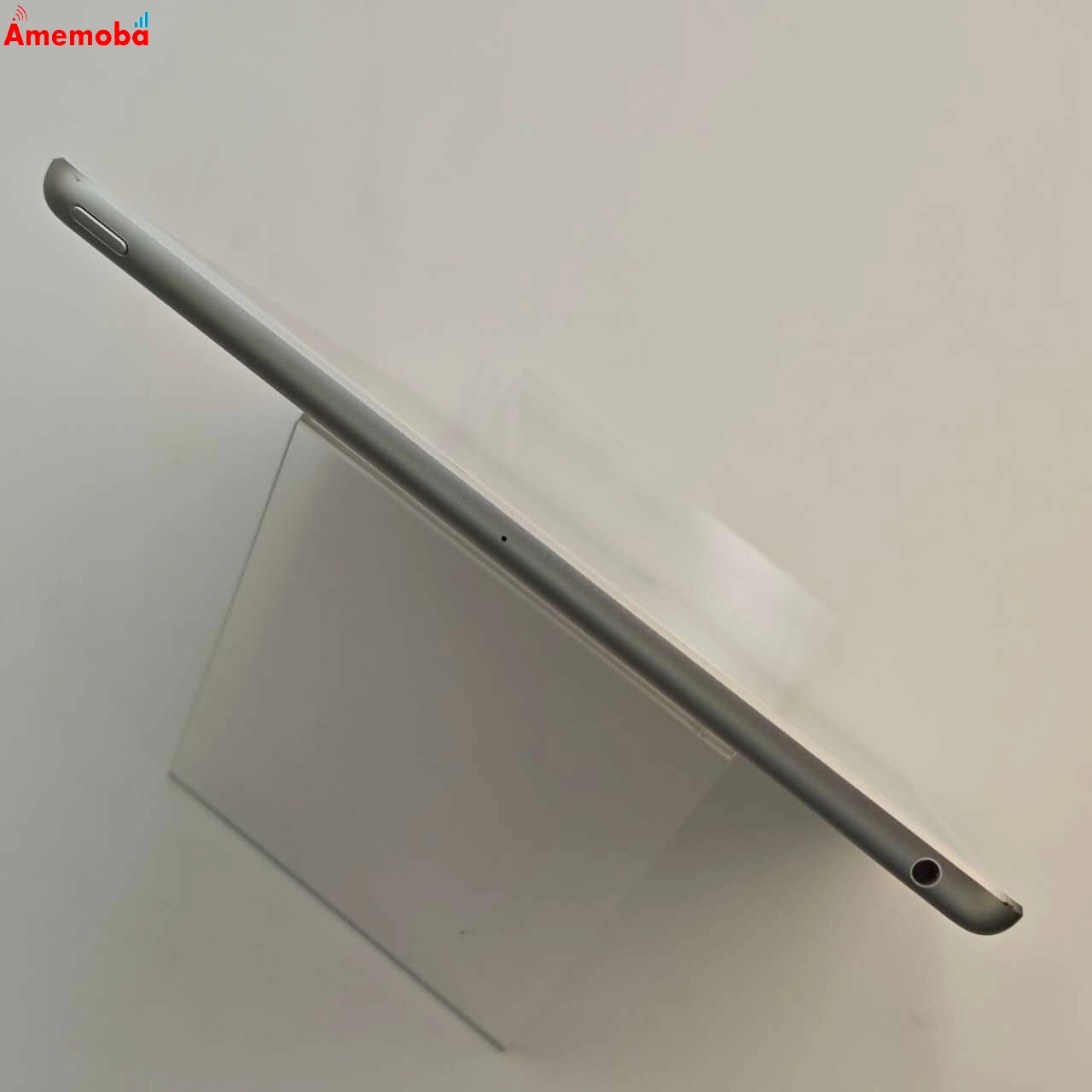 iPad 第8世代 Wi-Fiモデル 128GB シルバー MYLE2J/A