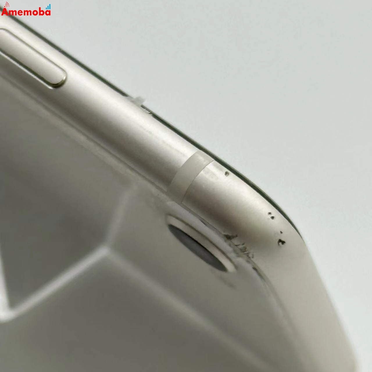 iPhoneSE 第3世代 64GB スターライト MMYD3J/A AU版SIMフリー ジャンク品