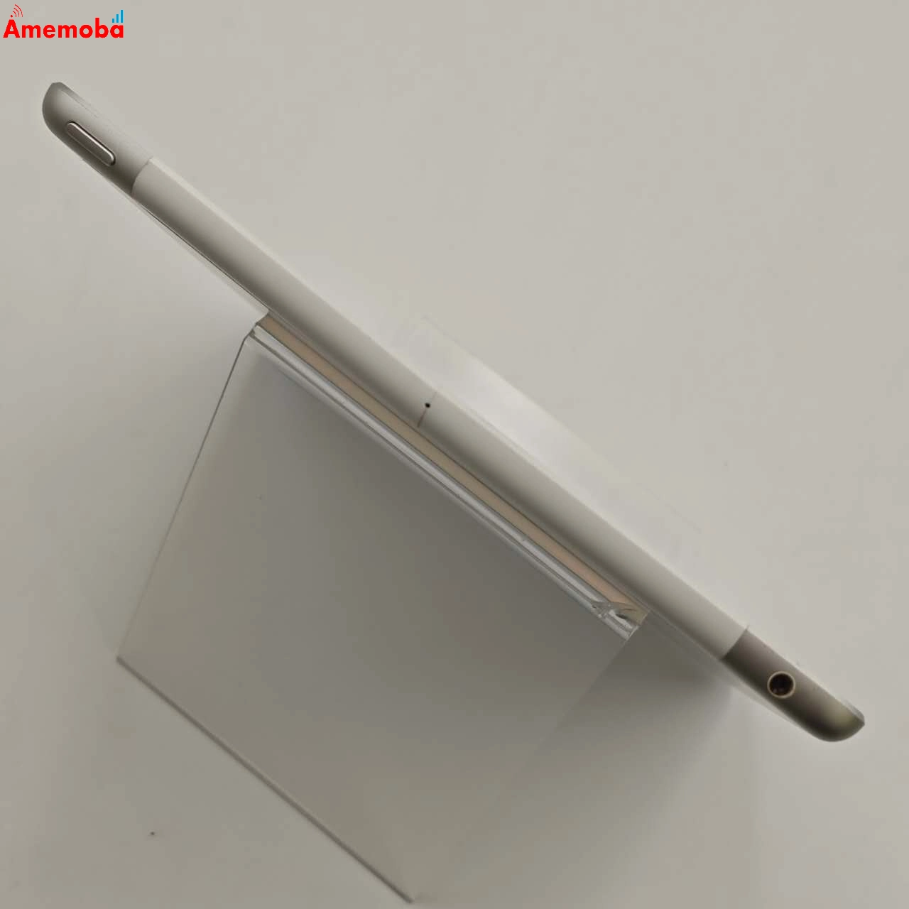 iPad 第6世代 32GB シルバー MR6P2J/A AU版SIMフリー