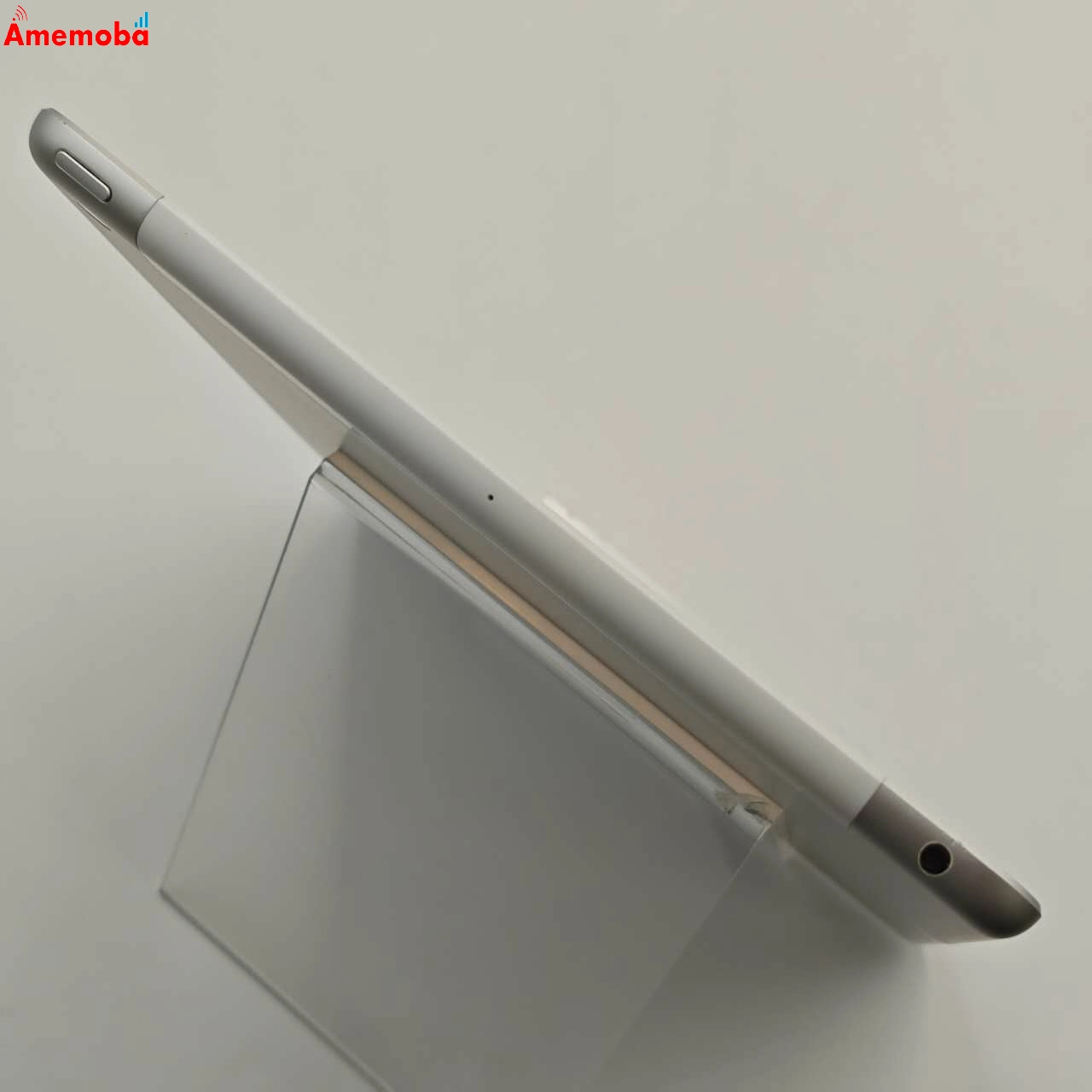 iPad 第8世代 128GB シルバー MYMM2J/A  Apple版SIMフリー