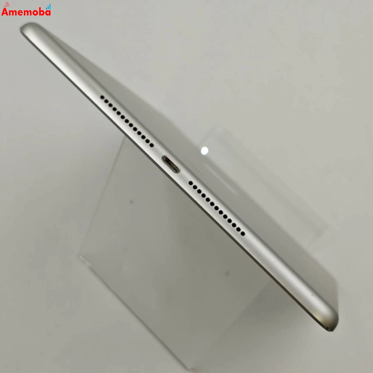 iPad 第5世代 32GB シルバー MP1L2J/A SoftBank版SIMフリー