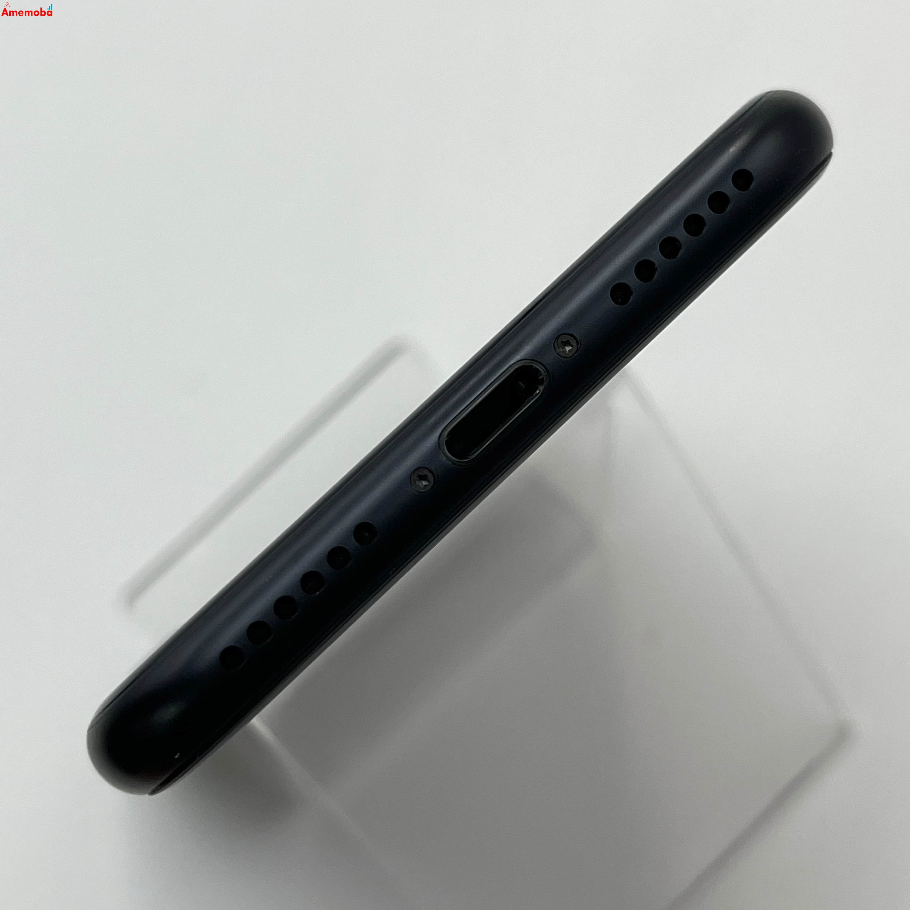 iPhoneSE 第3世代 64GB ミッドナイト MMYC3J/A SoftBank版SIMフリー 美品