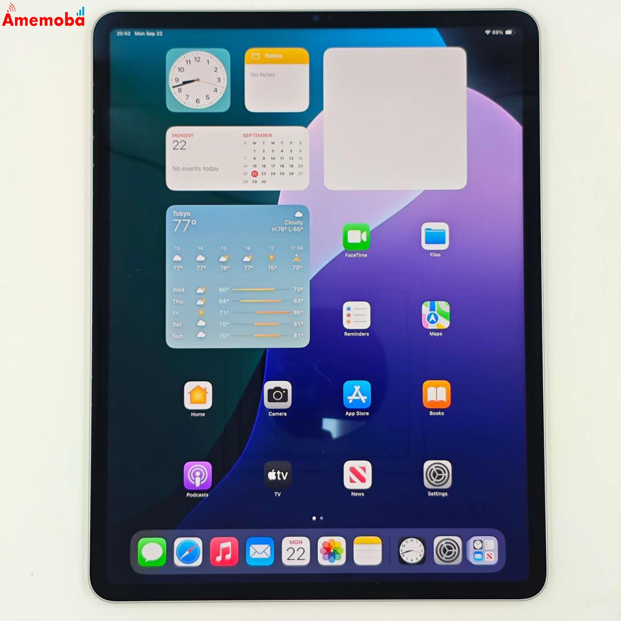 iPad Pro 12.9インチ 第6世代 Wi-Fiモデル 256GB スペースグレイ NNXR3J/A 新品同様