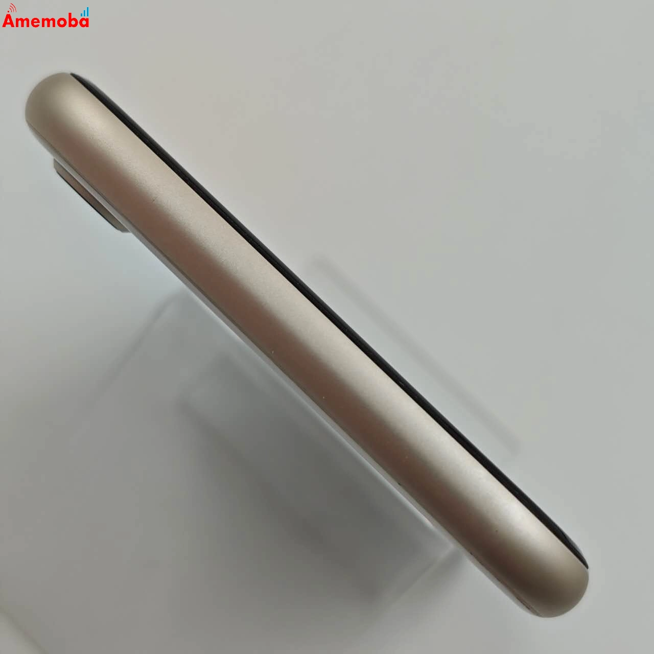 iPhoneSE 第3世代 64GB スターライト MMYD3J/A AU版SIMフリー