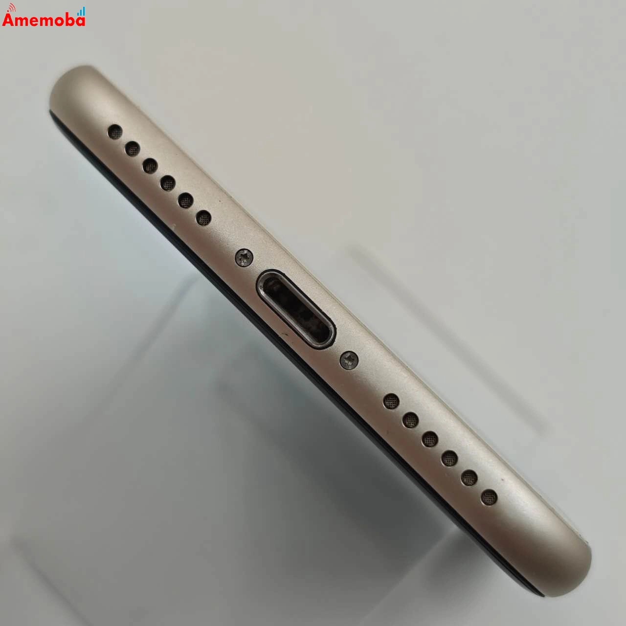 iPhoneSE 第3世代 64GB スターライト MMYD3J/A AU版SIMフリー