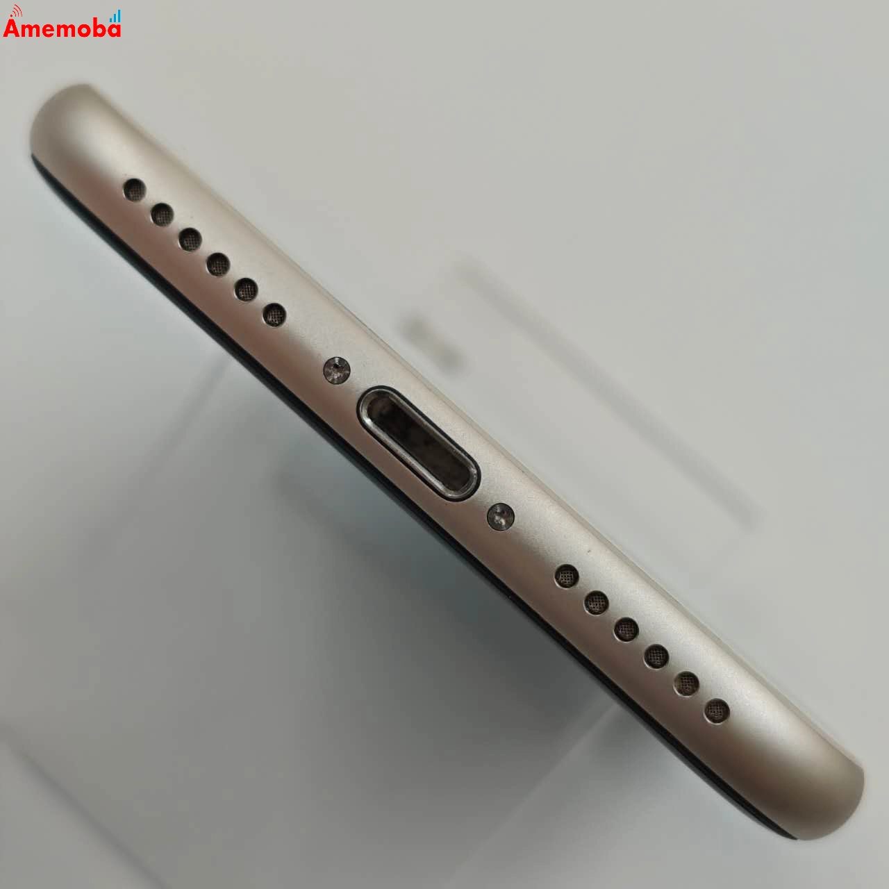 iPhoneSE 第3世代 64GB スターライト MMYD3J/A AU版SIMフリー 美品