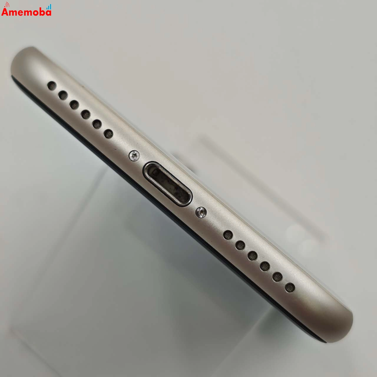 iPhoneSE 第3世代 64GB スターライト MMYD3J/A AU版SIMフリー 美品