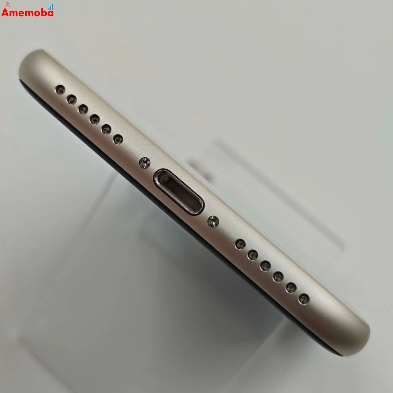 iPhoneSE 第3世代 64GB スターライト MMYD3J/A SoftBank版SIMフリー 新品同様