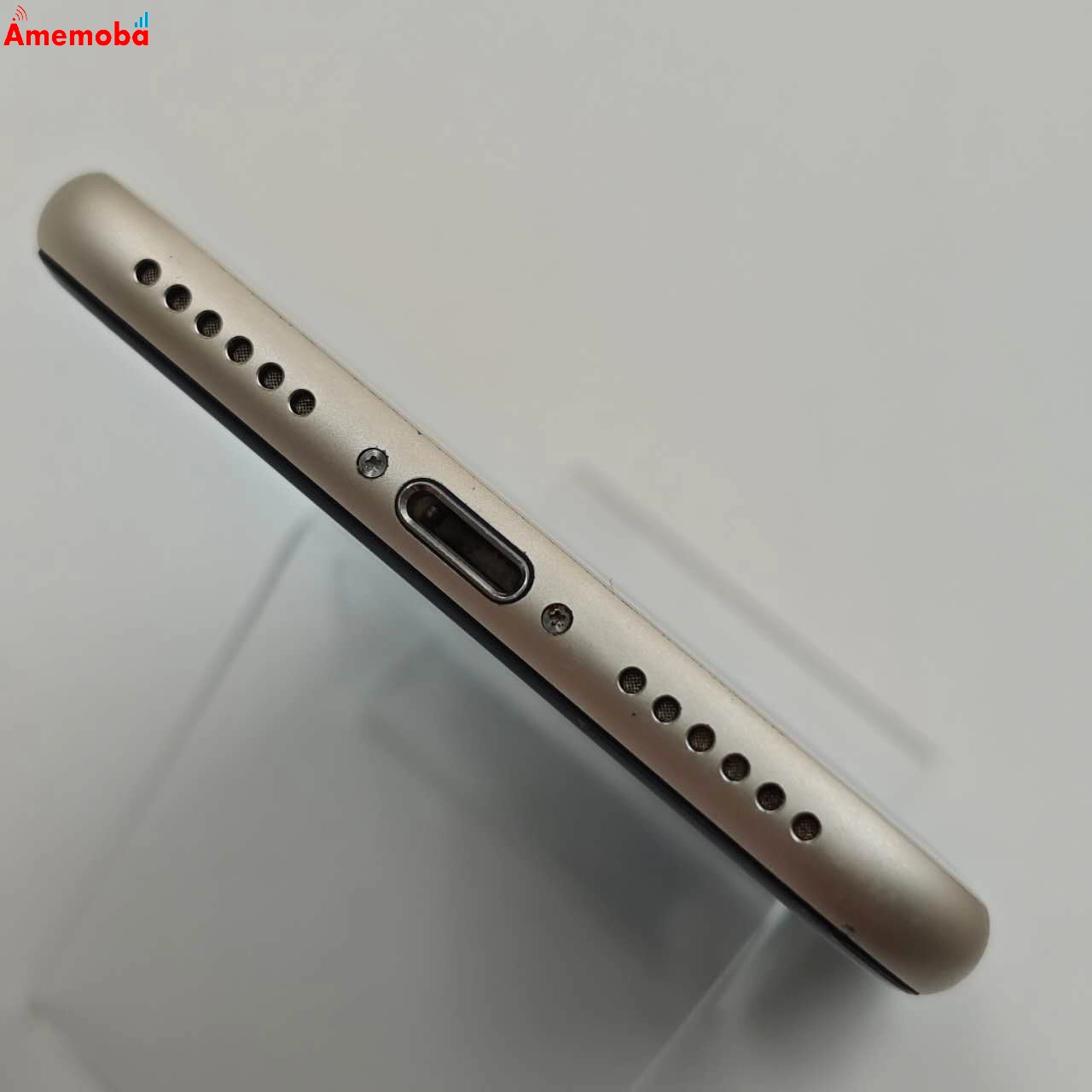 iPhoneSE 第3世代 64GB スターライト MMYD3J/A  Apple版SIMフリー