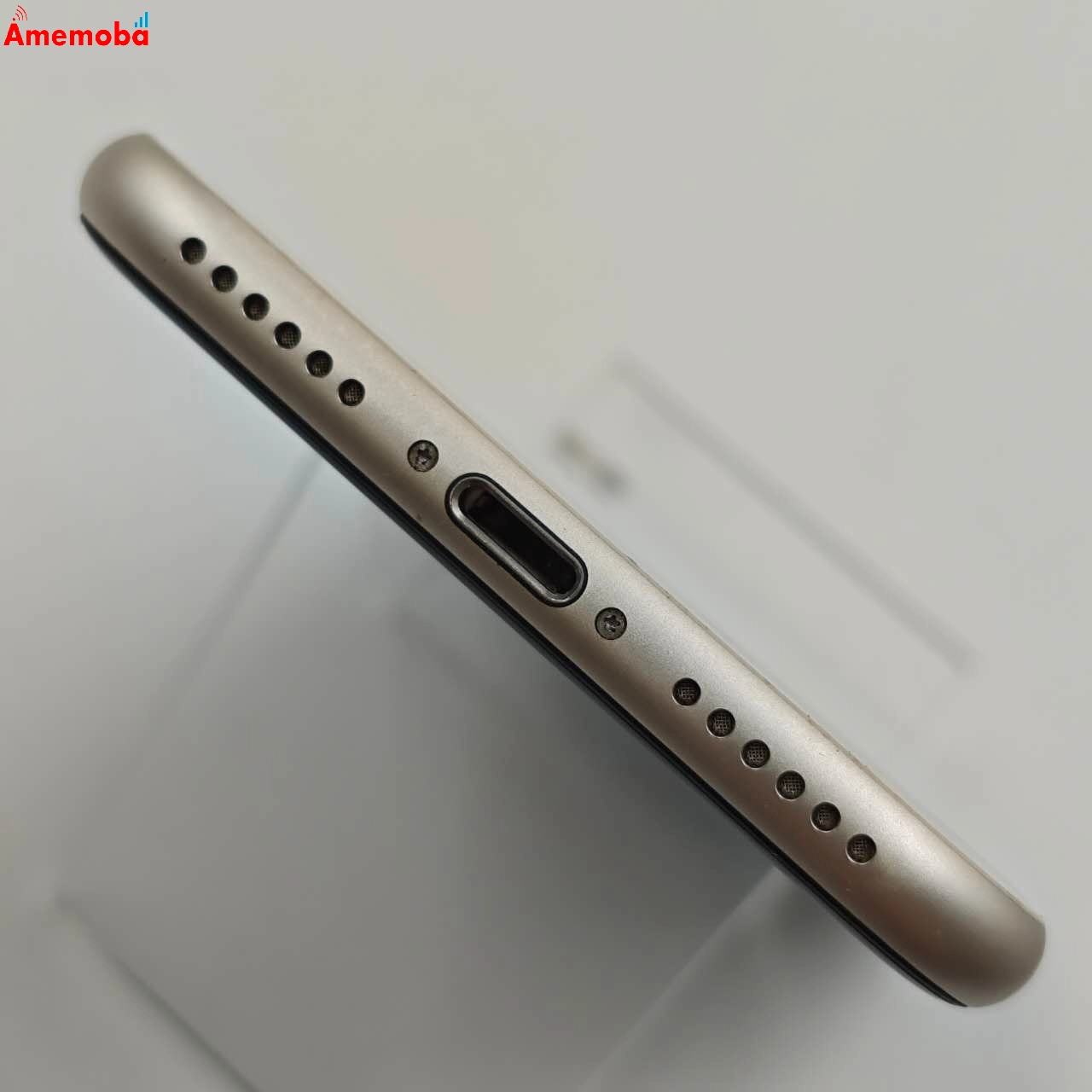 iPhoneSE 第3世代 64GB スターライト MMYD3J/A AU版SIMフリー 美品