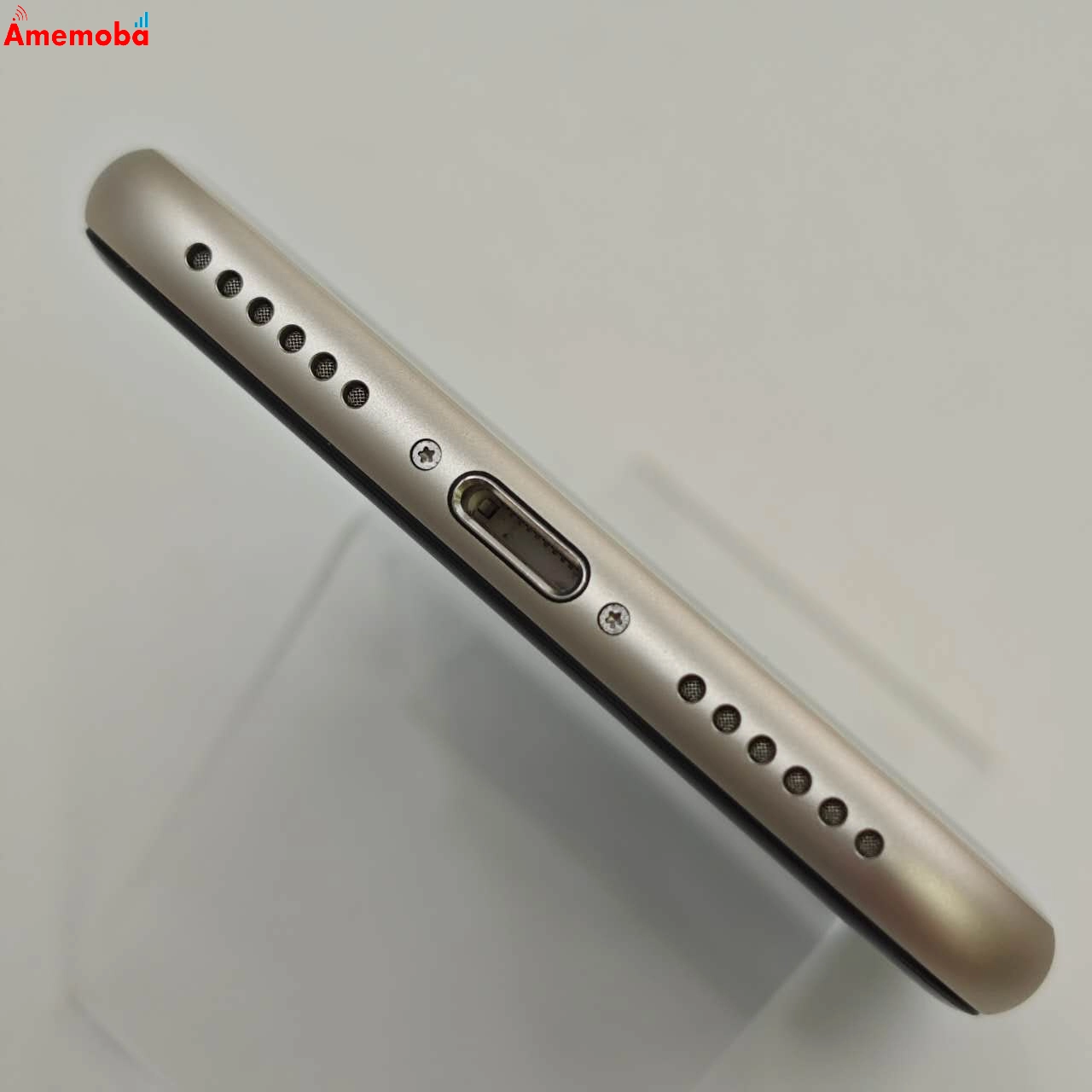 iPhoneSE 第3世代 64GB スターライト MMYD3J/A AU版SIMフリー 新品同様