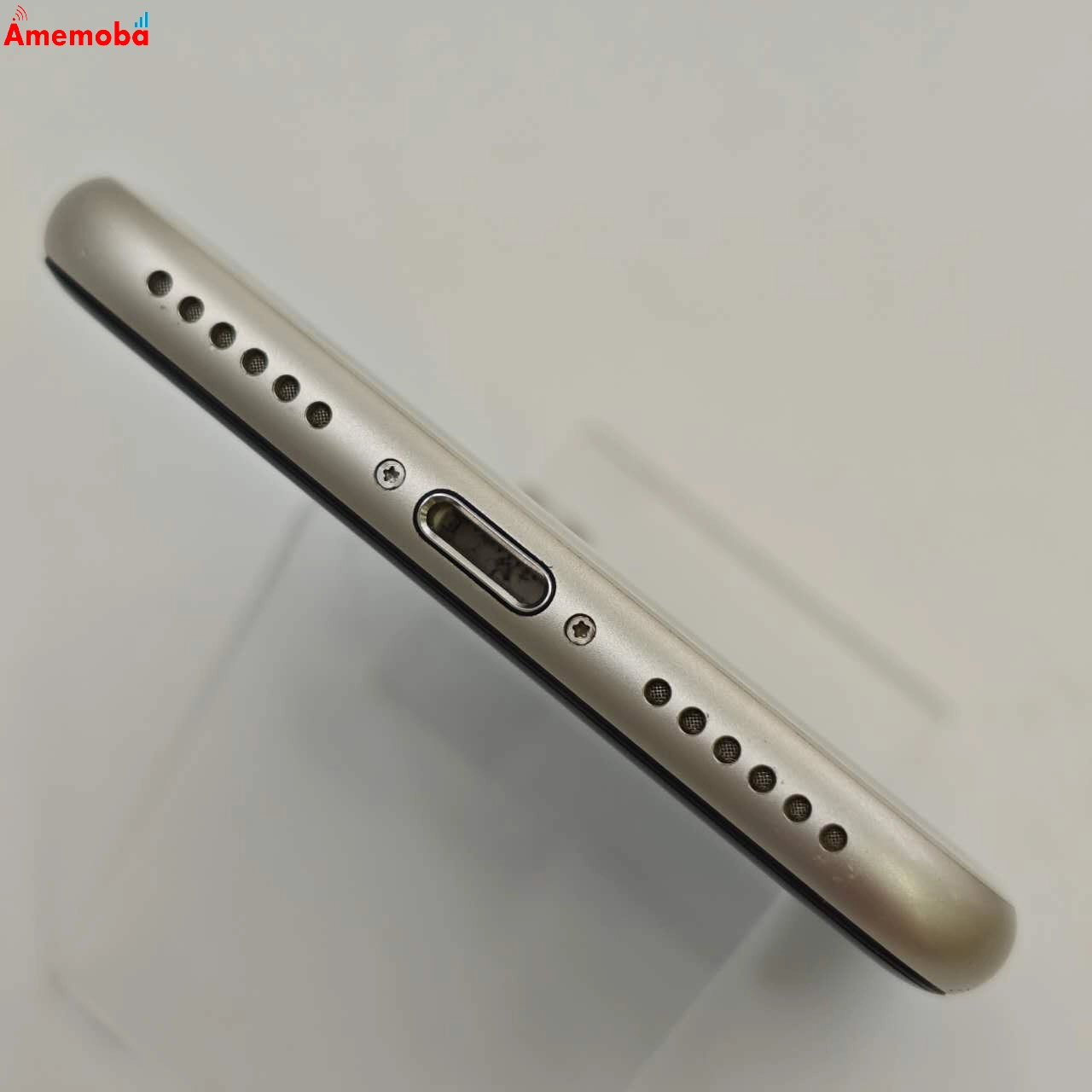 iPhoneSE 第3世代 64GB スターライト MMYD3J/A AU版SIMフリー